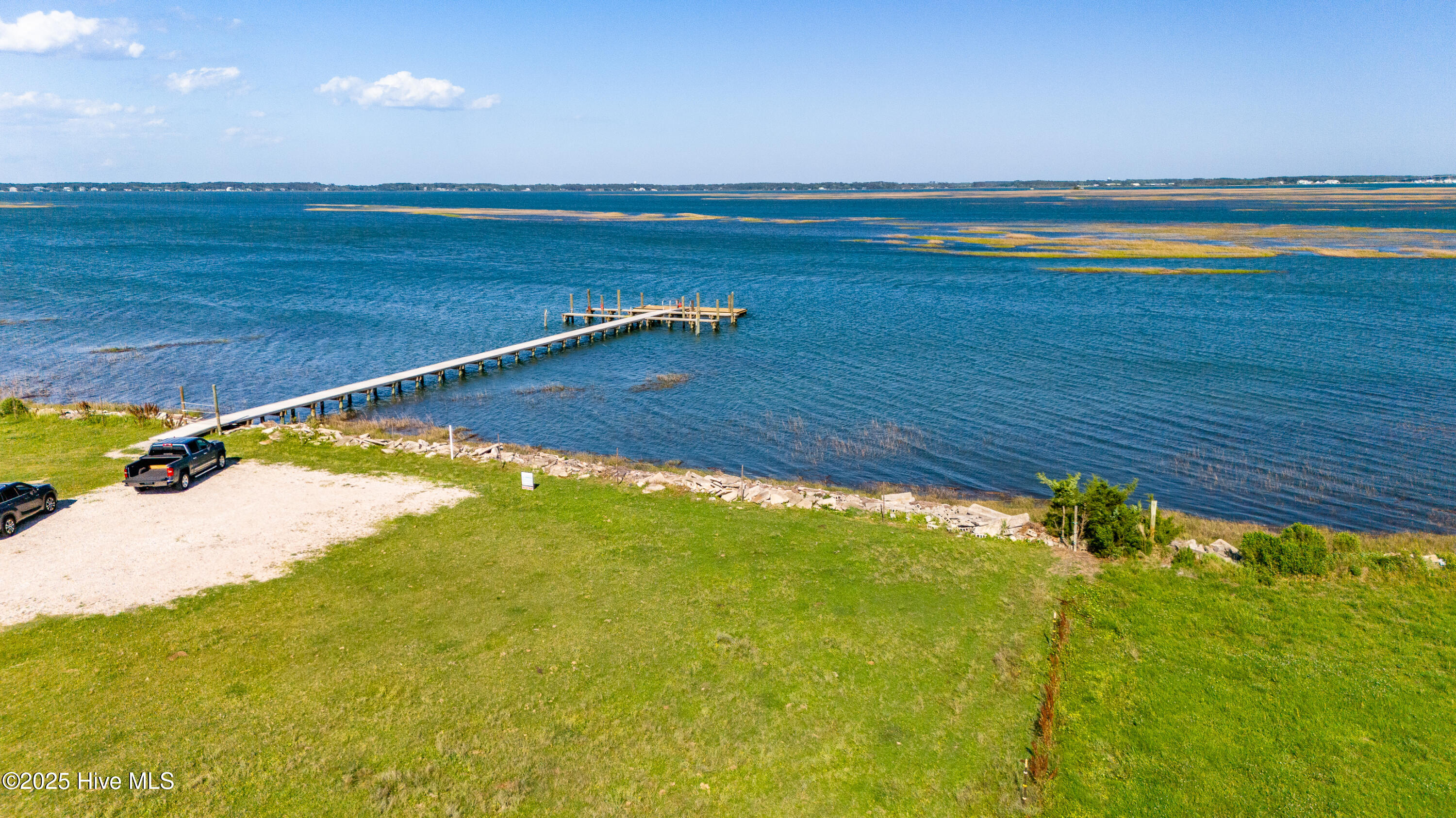 964 Country Club Road Property Photo 11