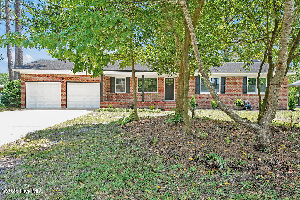 114 Wellington Drive Property Photo
