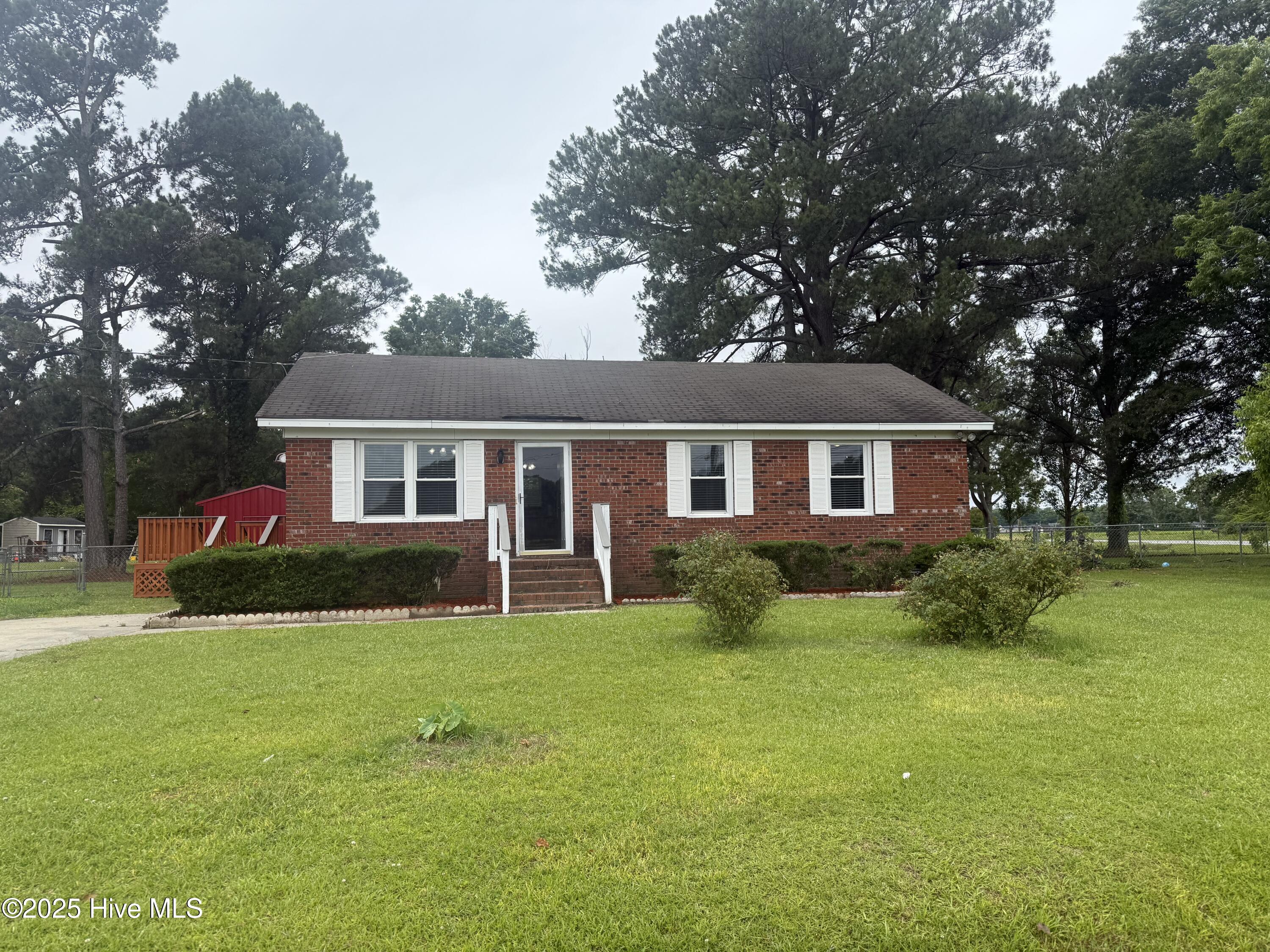 1708 Kathryn Lane Property Photo