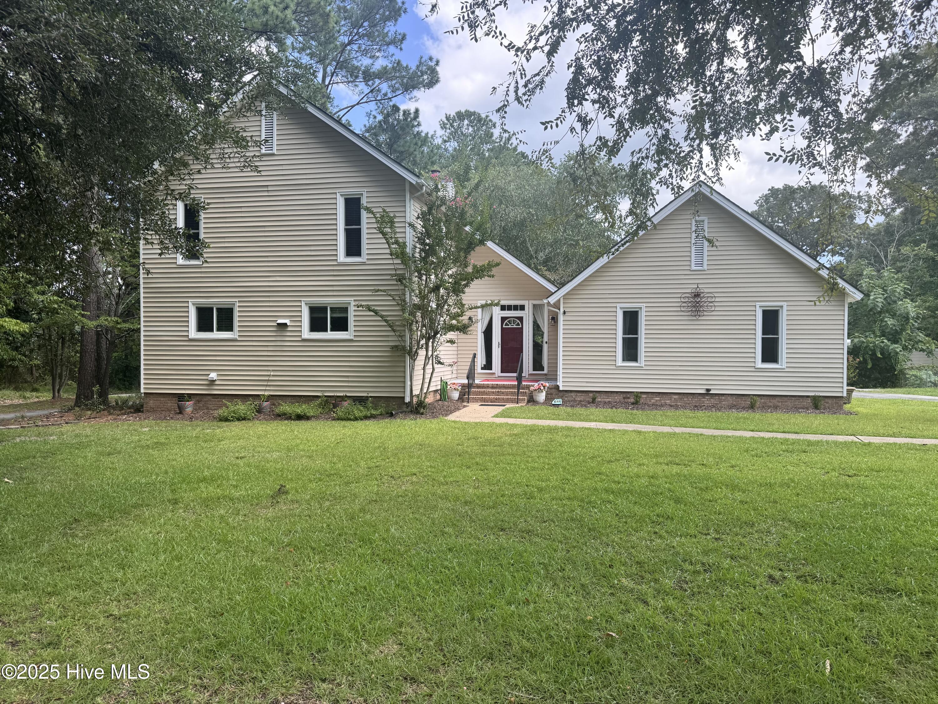 216 Plantation Drive Property Photo 1