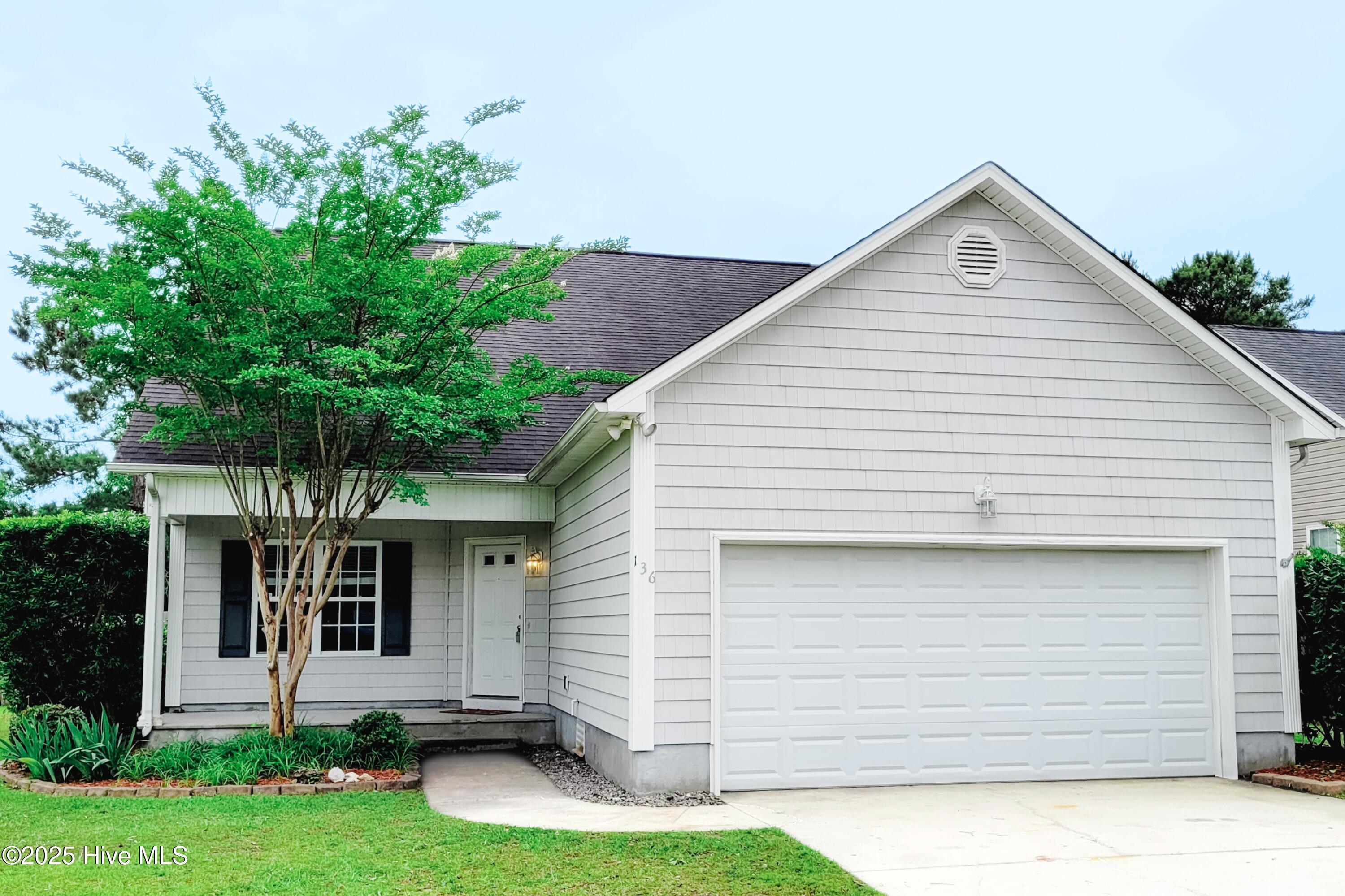 136 Leeward Lane Property Photo