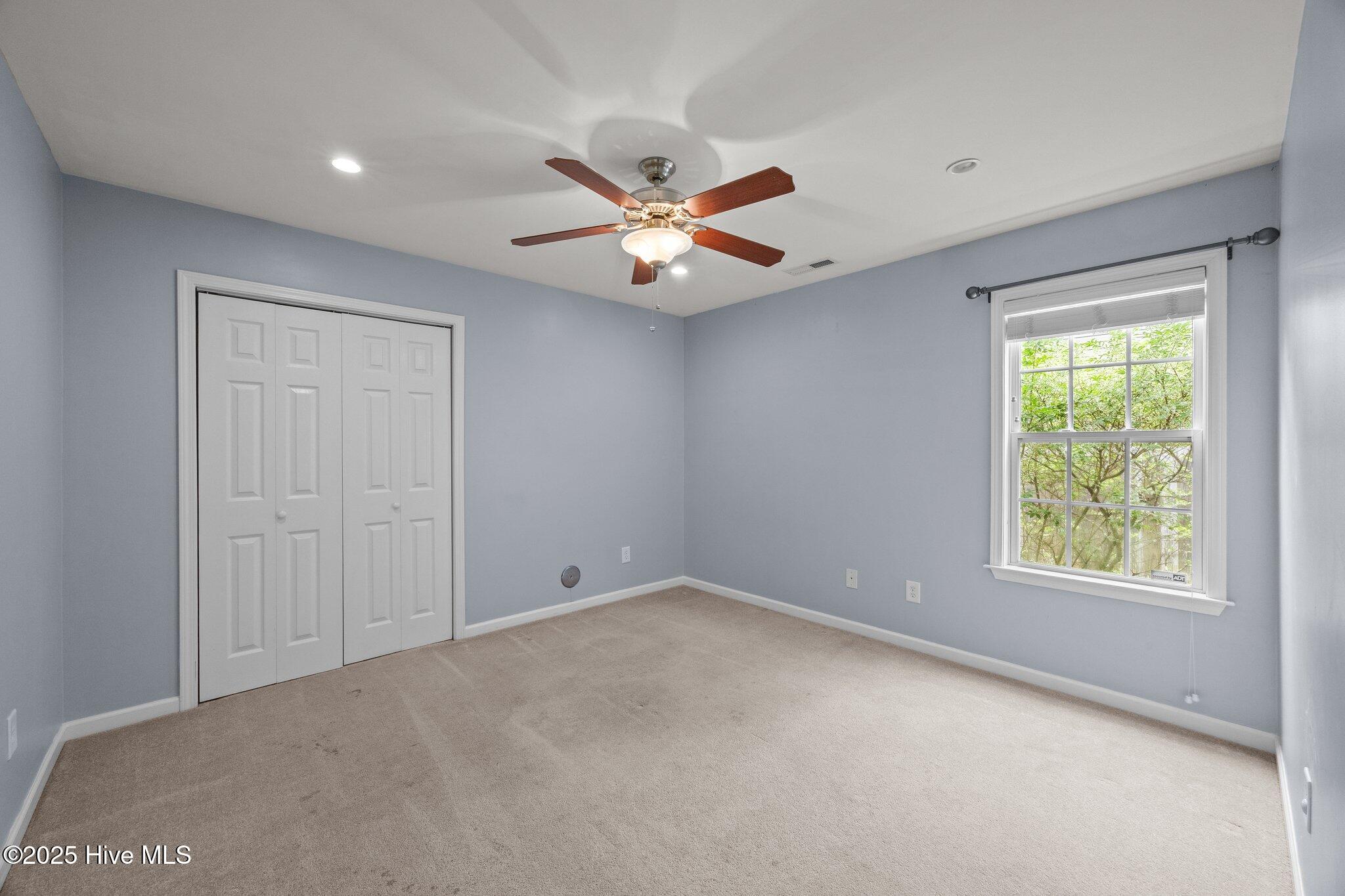 136 Leeward Lane Property Photo 31