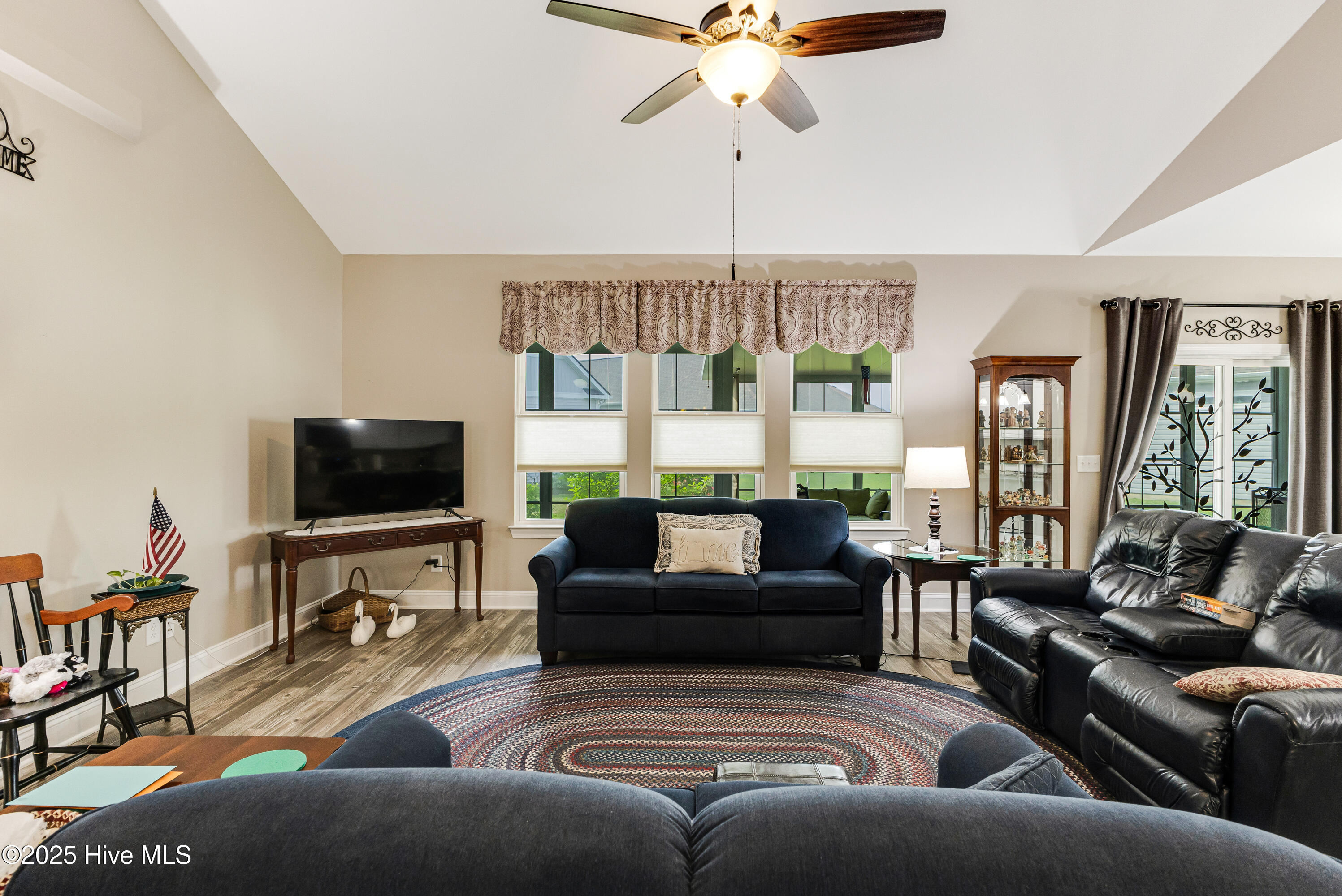 684 Marbella Court Property Photo 6