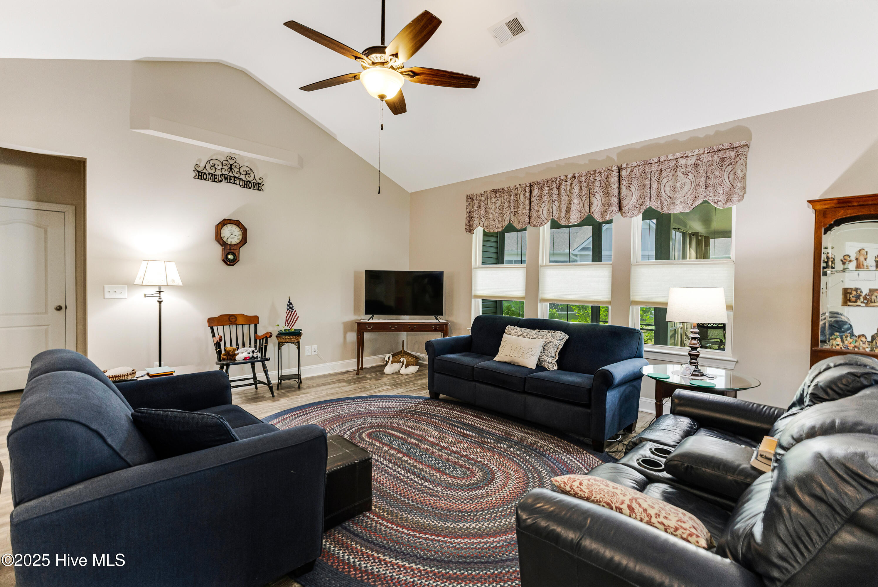 684 Marbella Court Property Photo 8