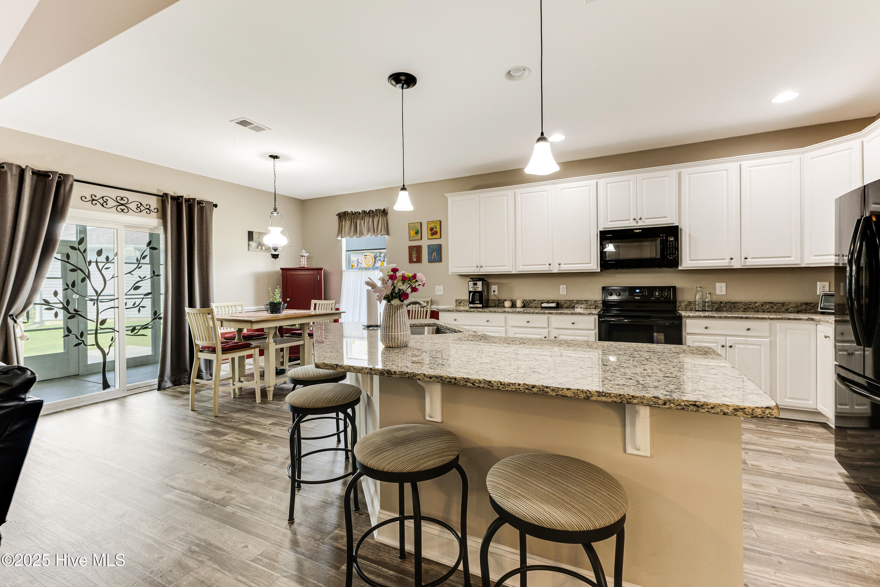 684 Marbella Court Property Photo 11