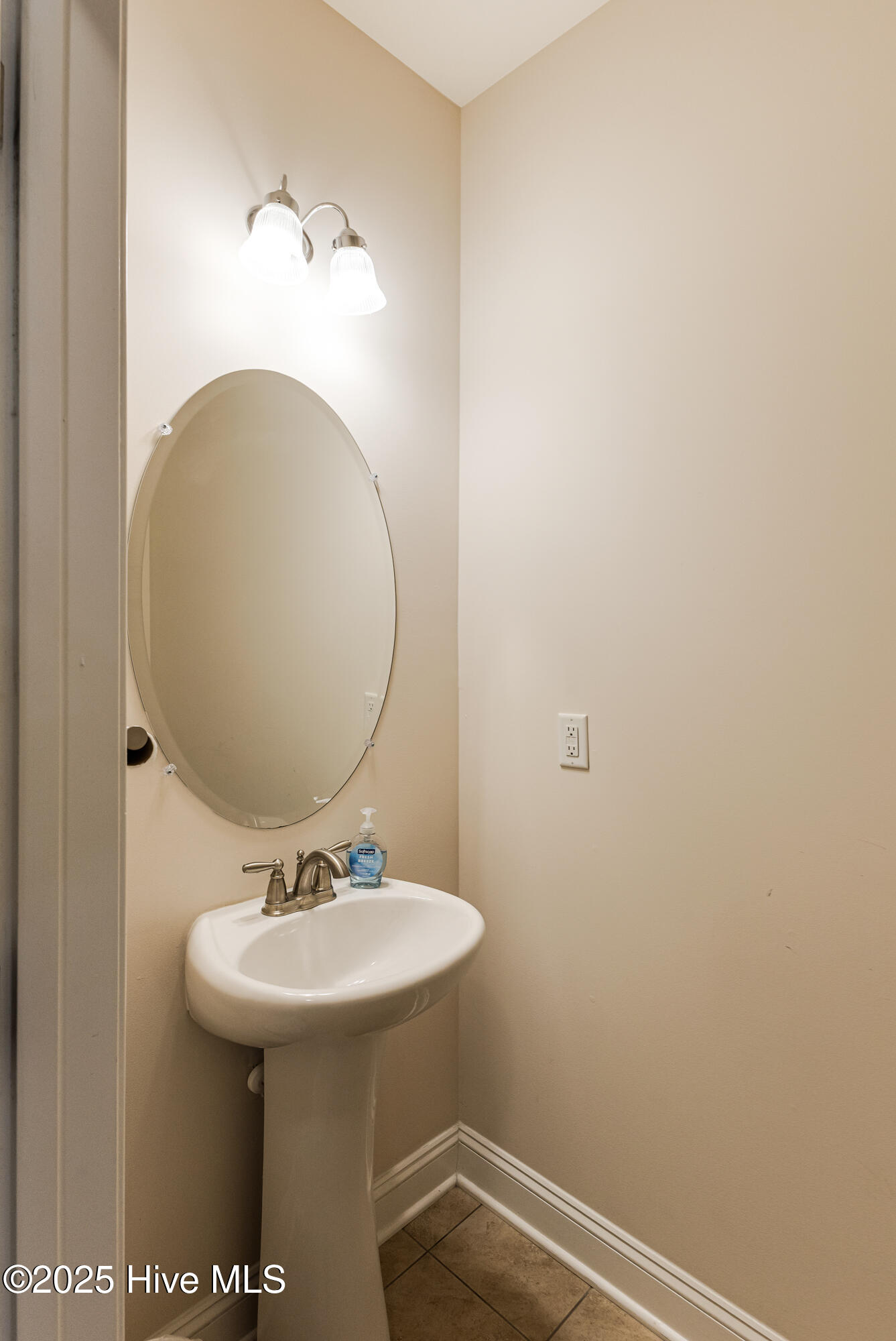 684 Marbella Court Property Photo 24