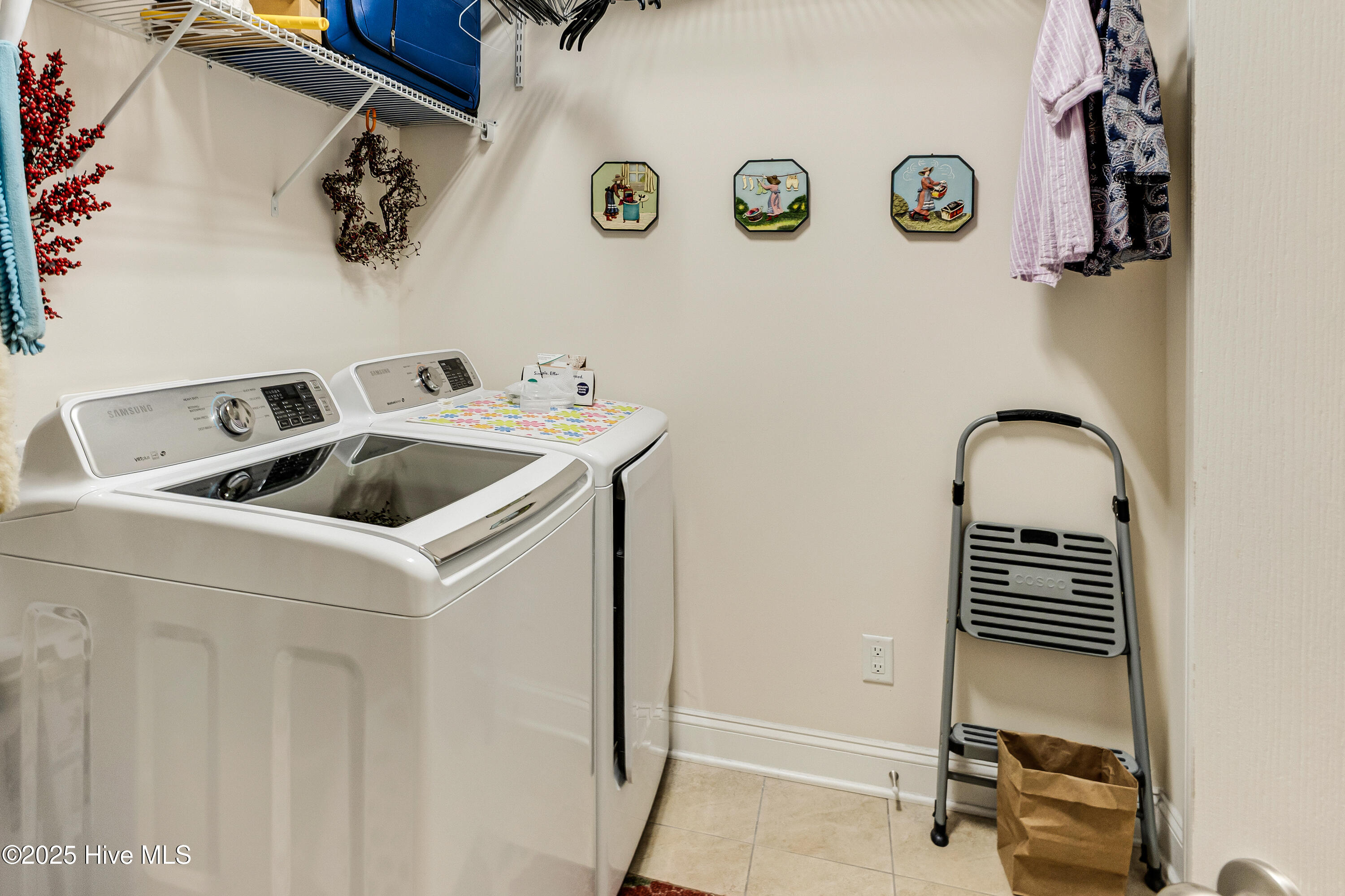 684 Marbella Court Property Photo 25