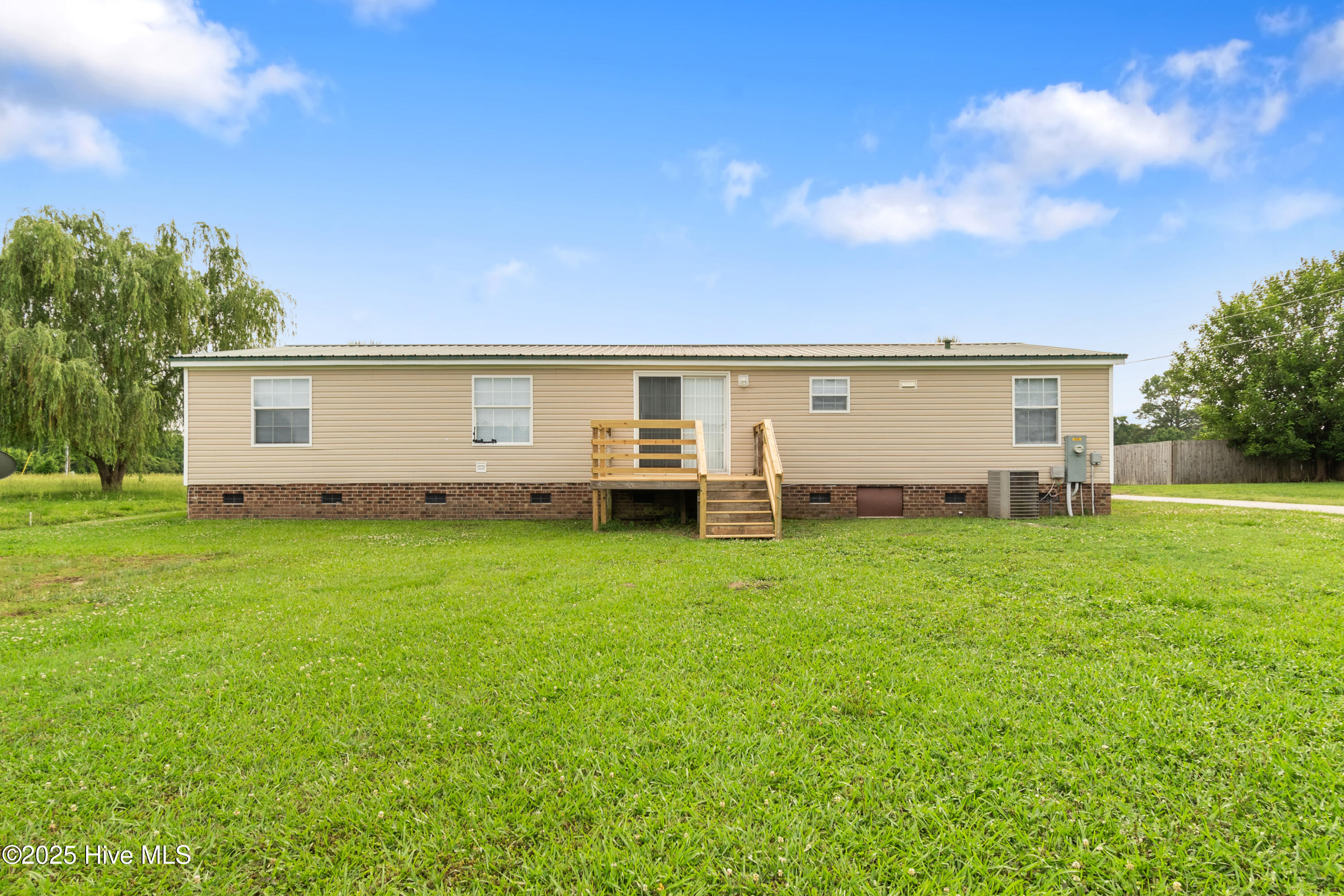 119 Life Boulevard Property Photo 4