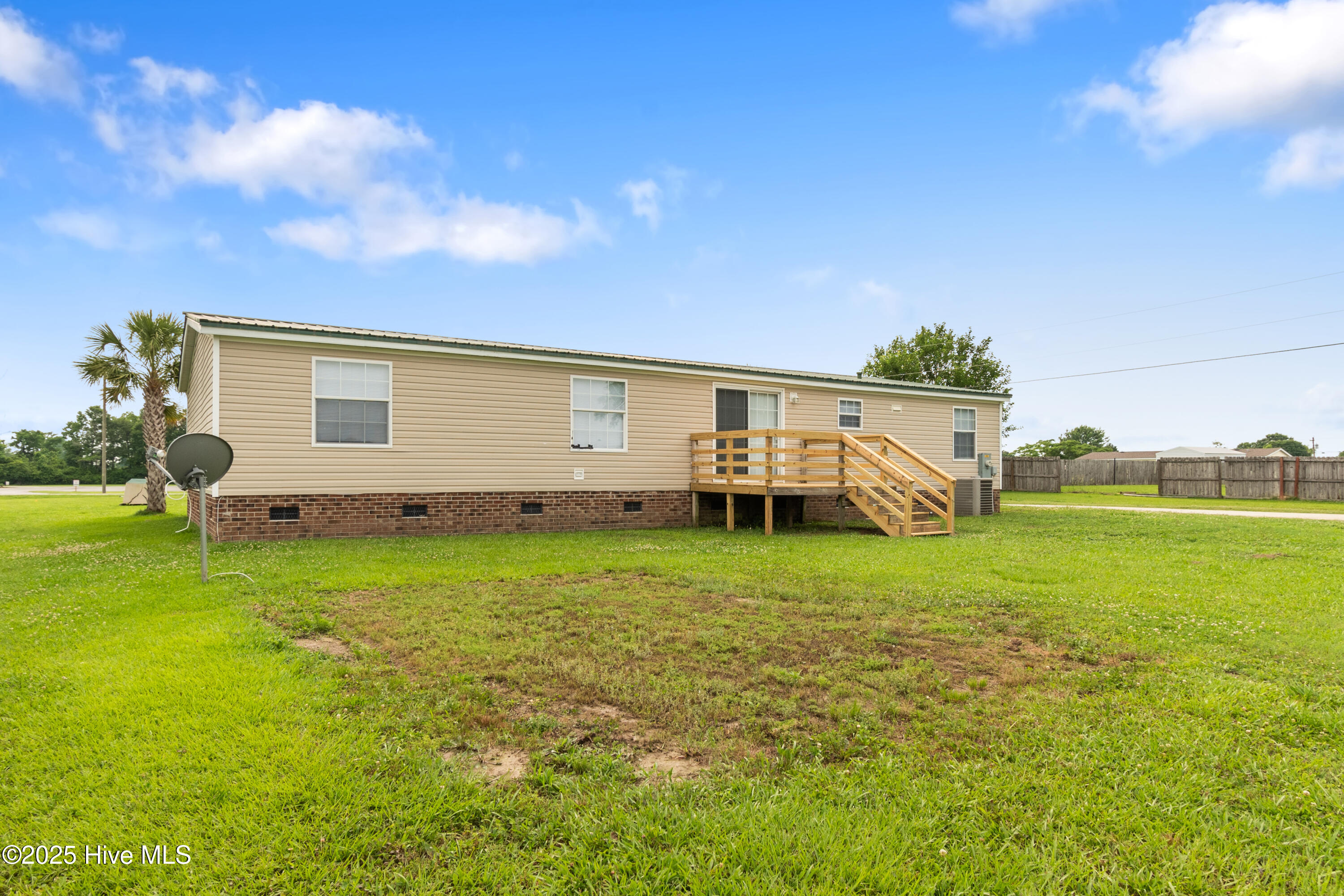 119 Life Boulevard Property Photo 8