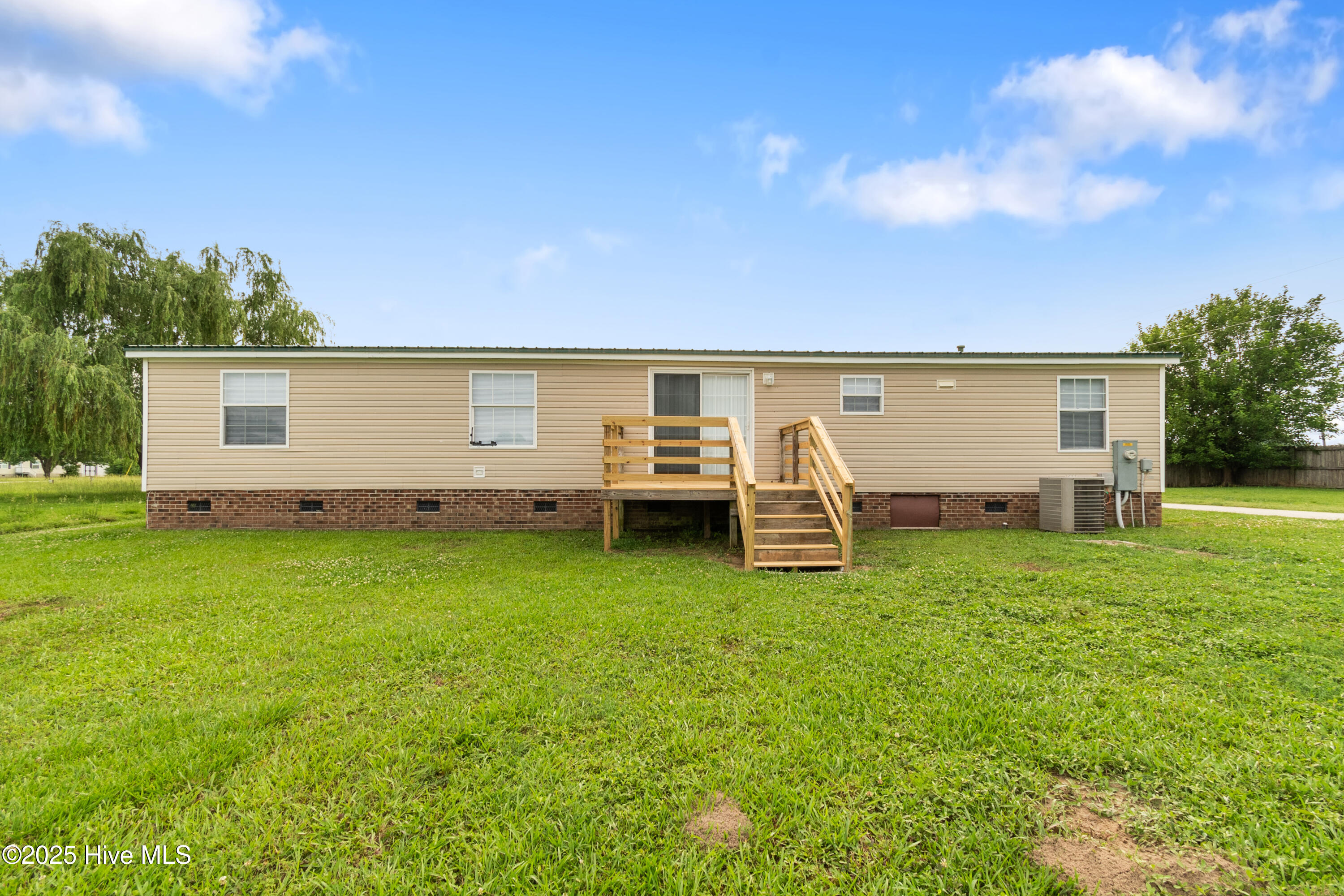 119 Life Boulevard Property Photo 9