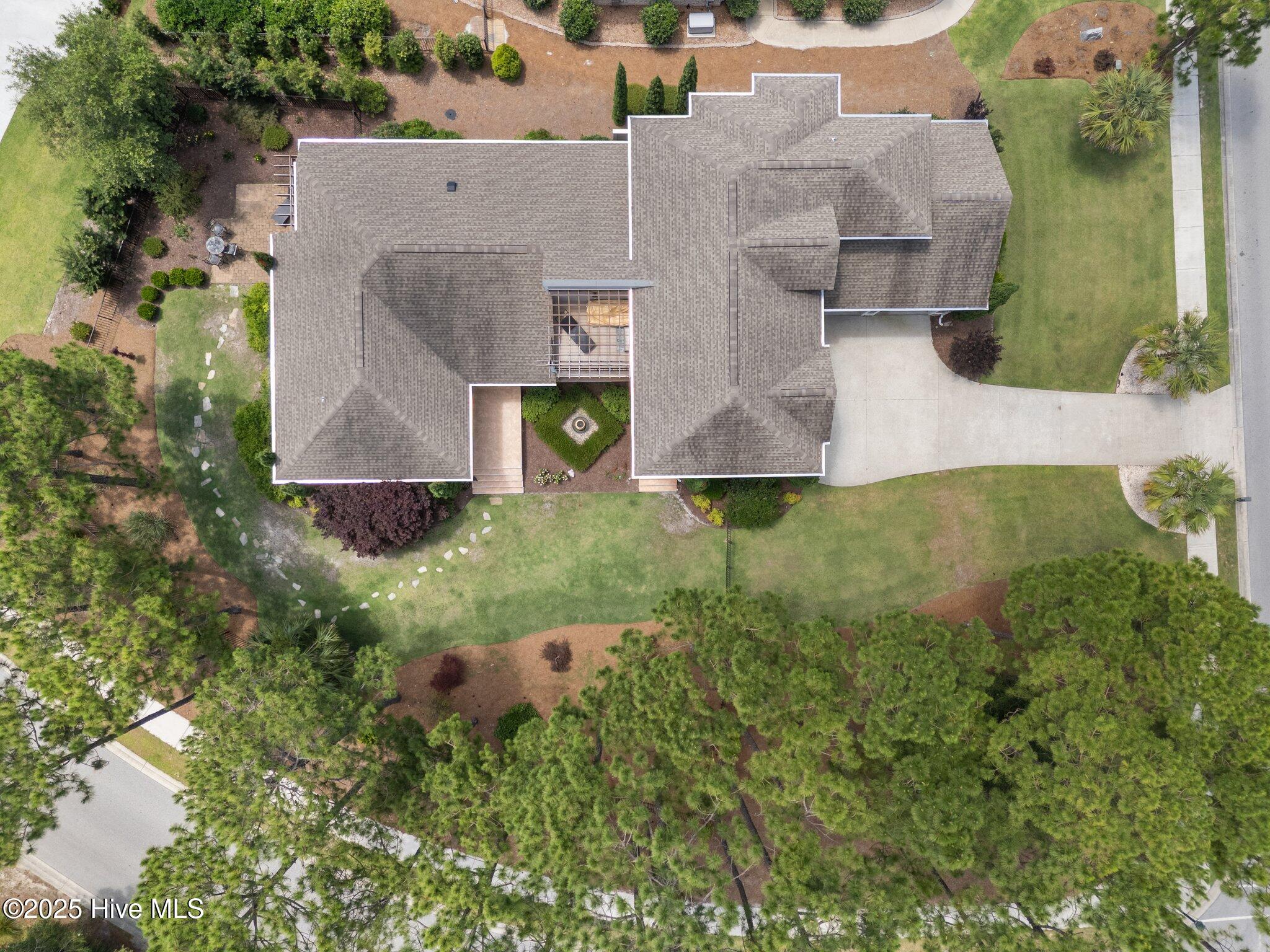 4111 Wyndmere Drive Property Photo 4
