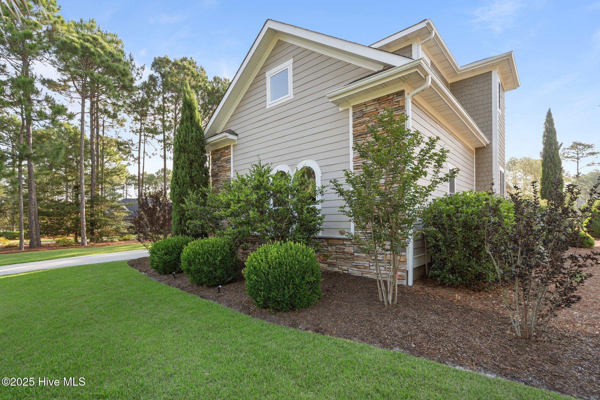 4111 Wyndmere Drive Property Photo 14
