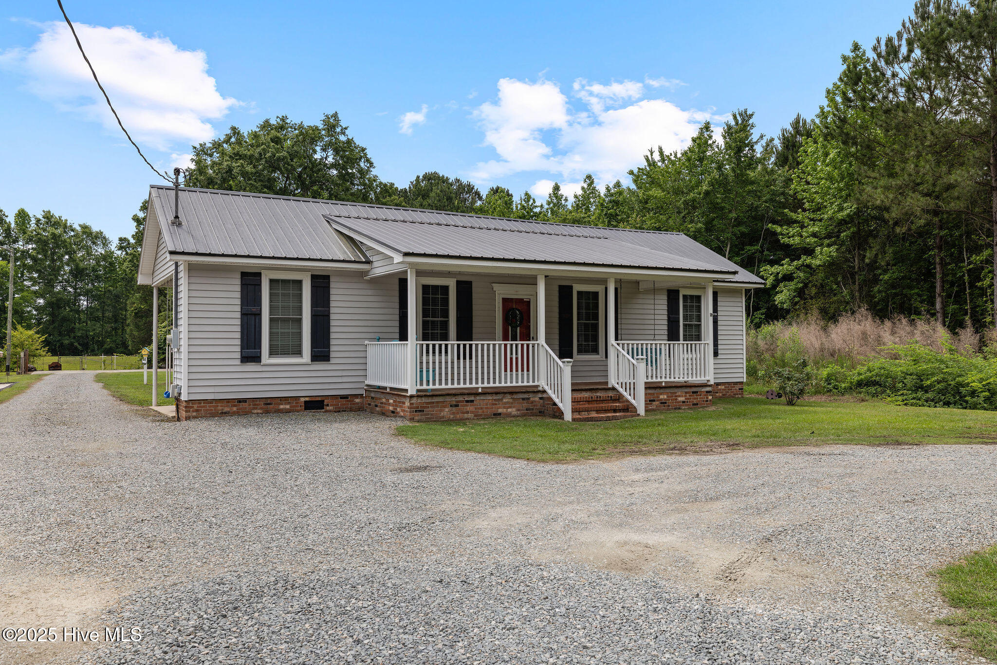 147 Westbrook Avenue Property Photo 2