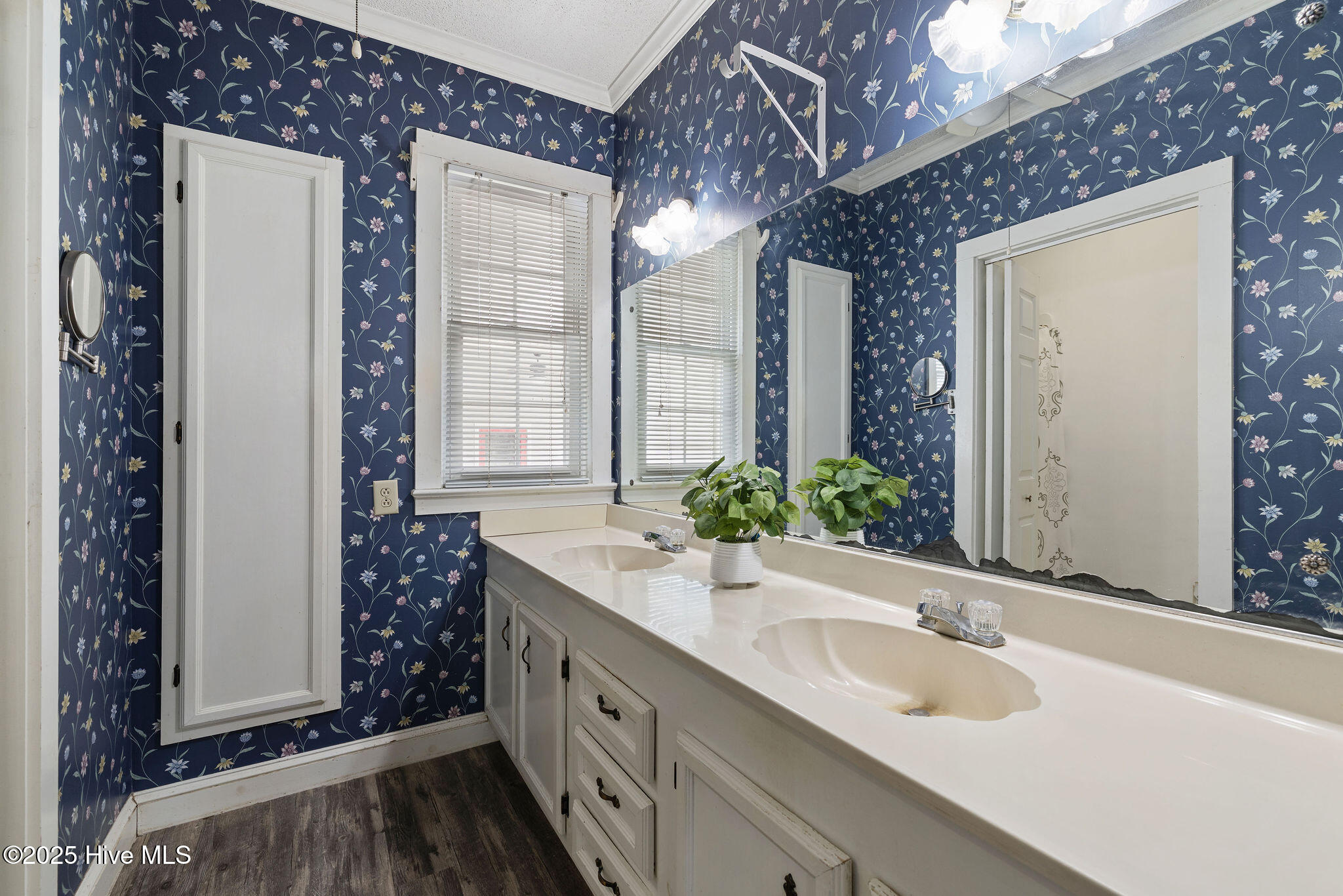 147 Westbrook Avenue Property Photo 16