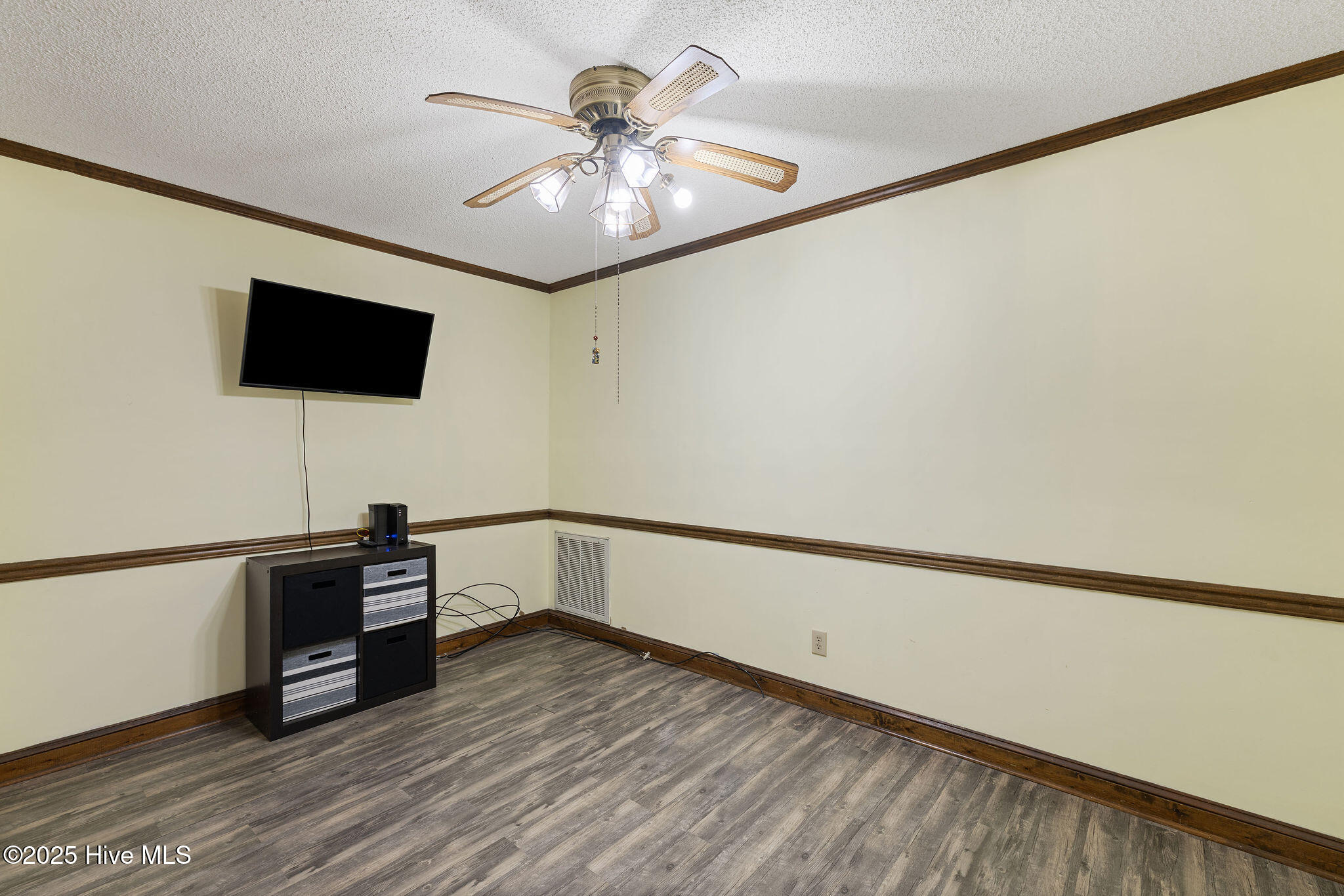 147 Westbrook Avenue Property Photo 21