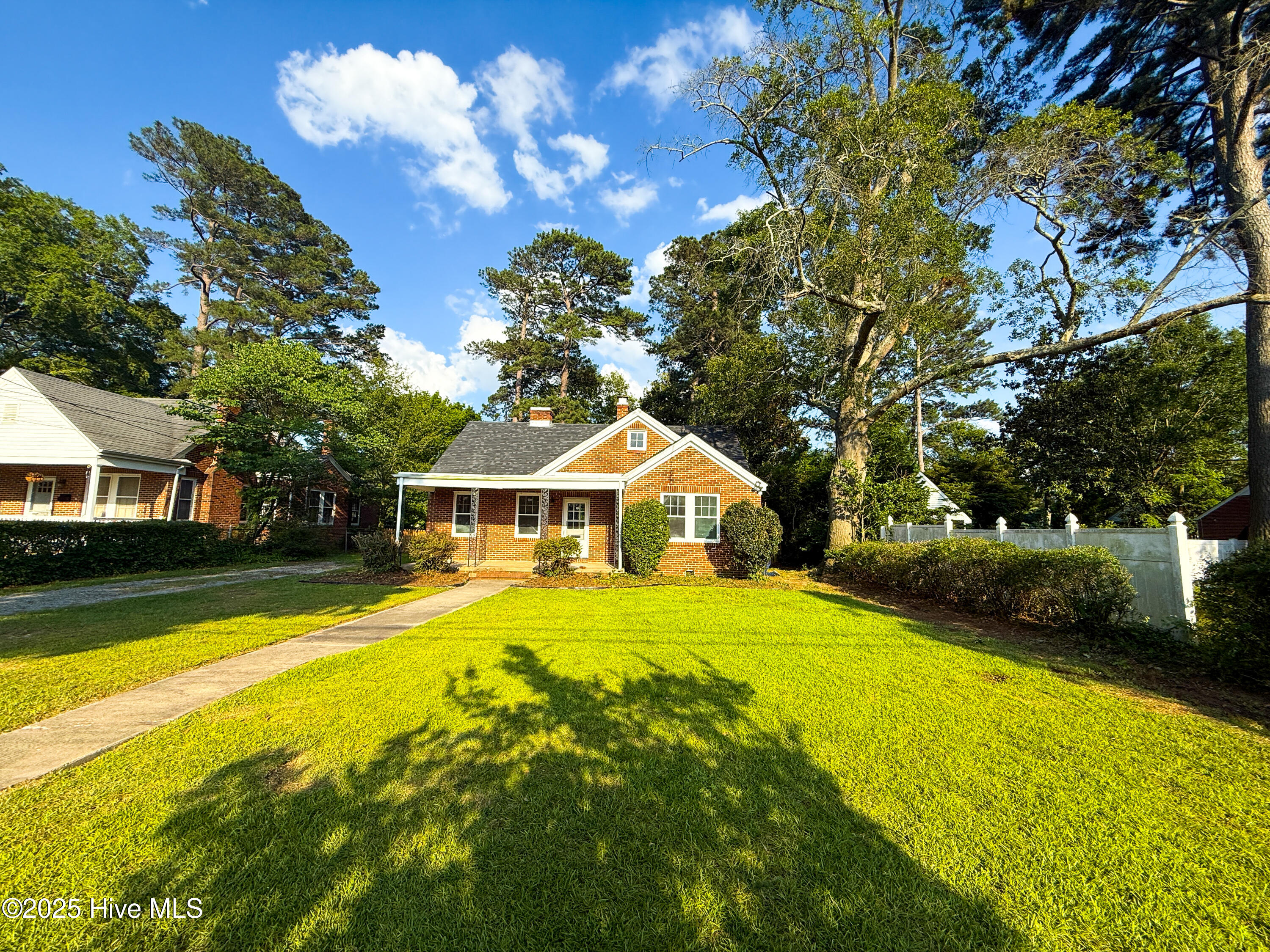 608 Jackson Street Property Photo 1