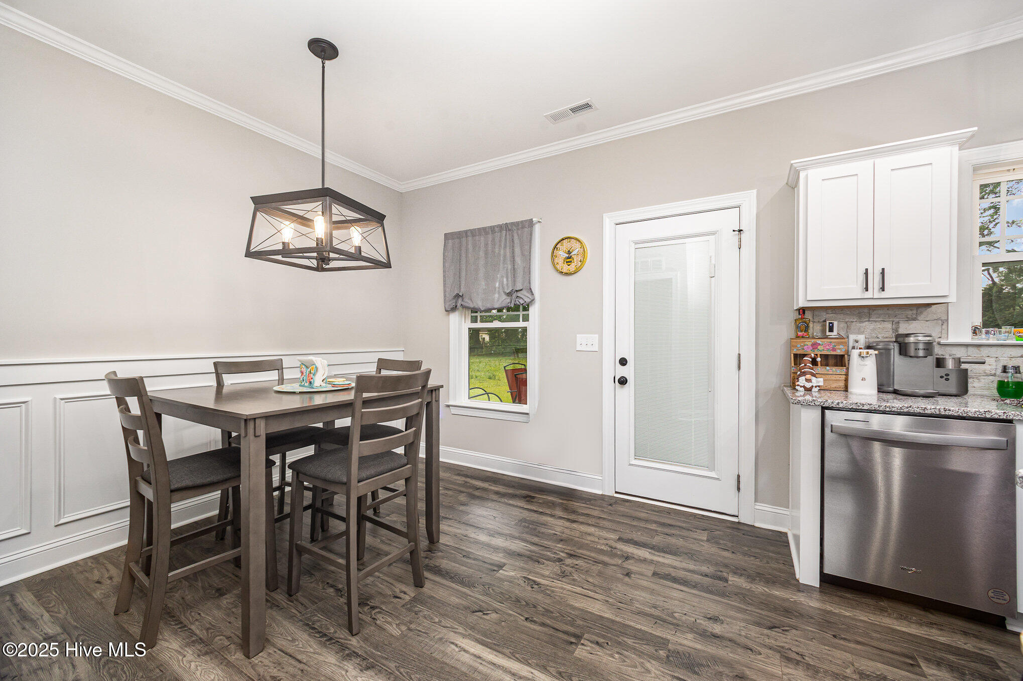 206 Harrell Street Property Photo 10