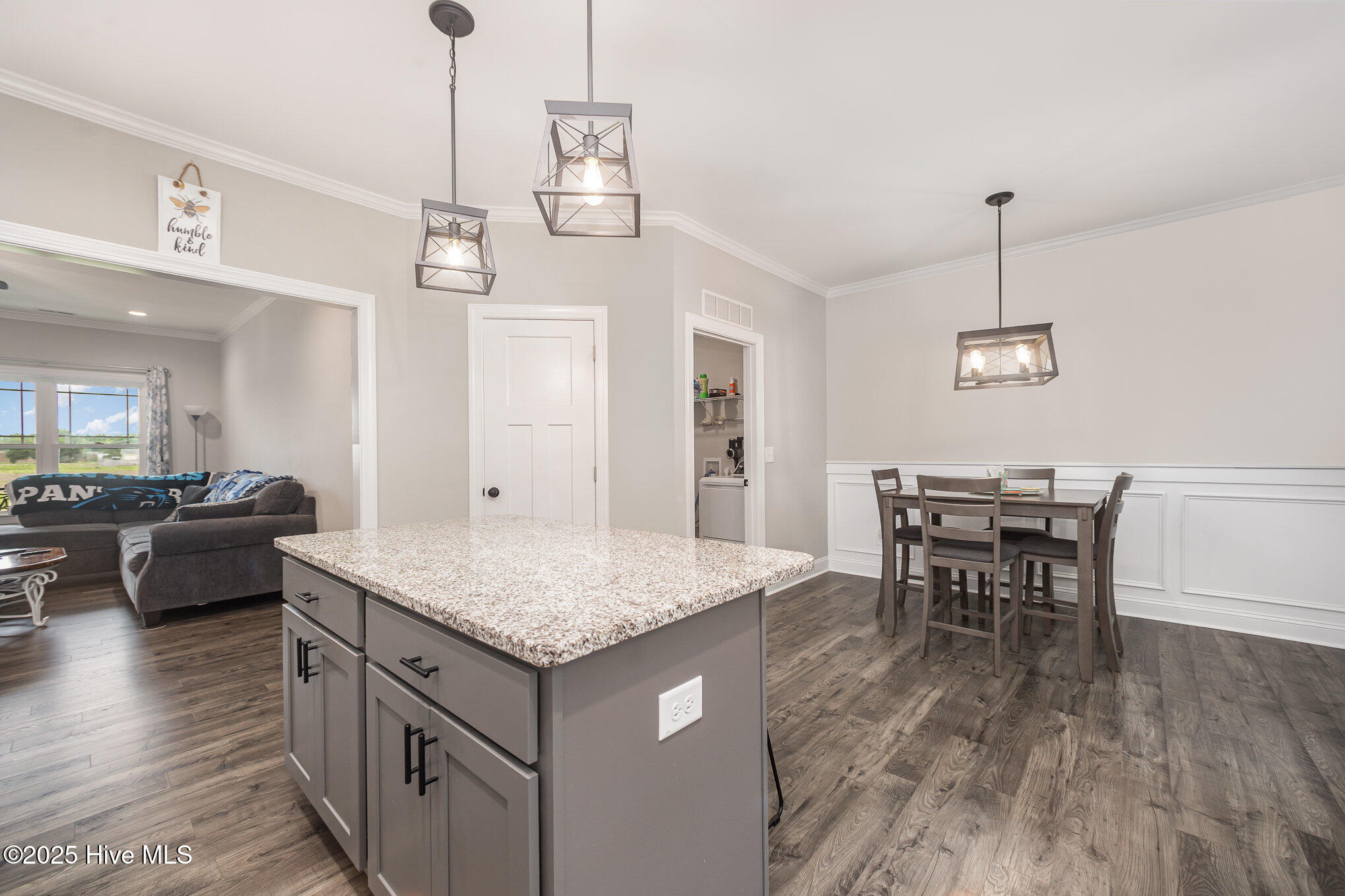 206 Harrell Street Property Photo 11