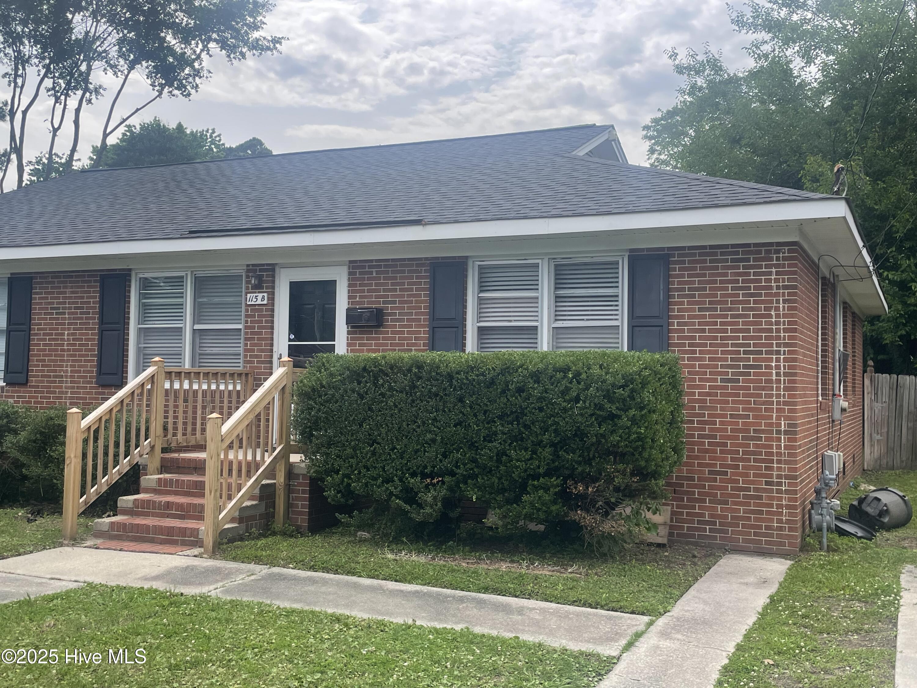 115 Stancill Drive B Property Photo 1