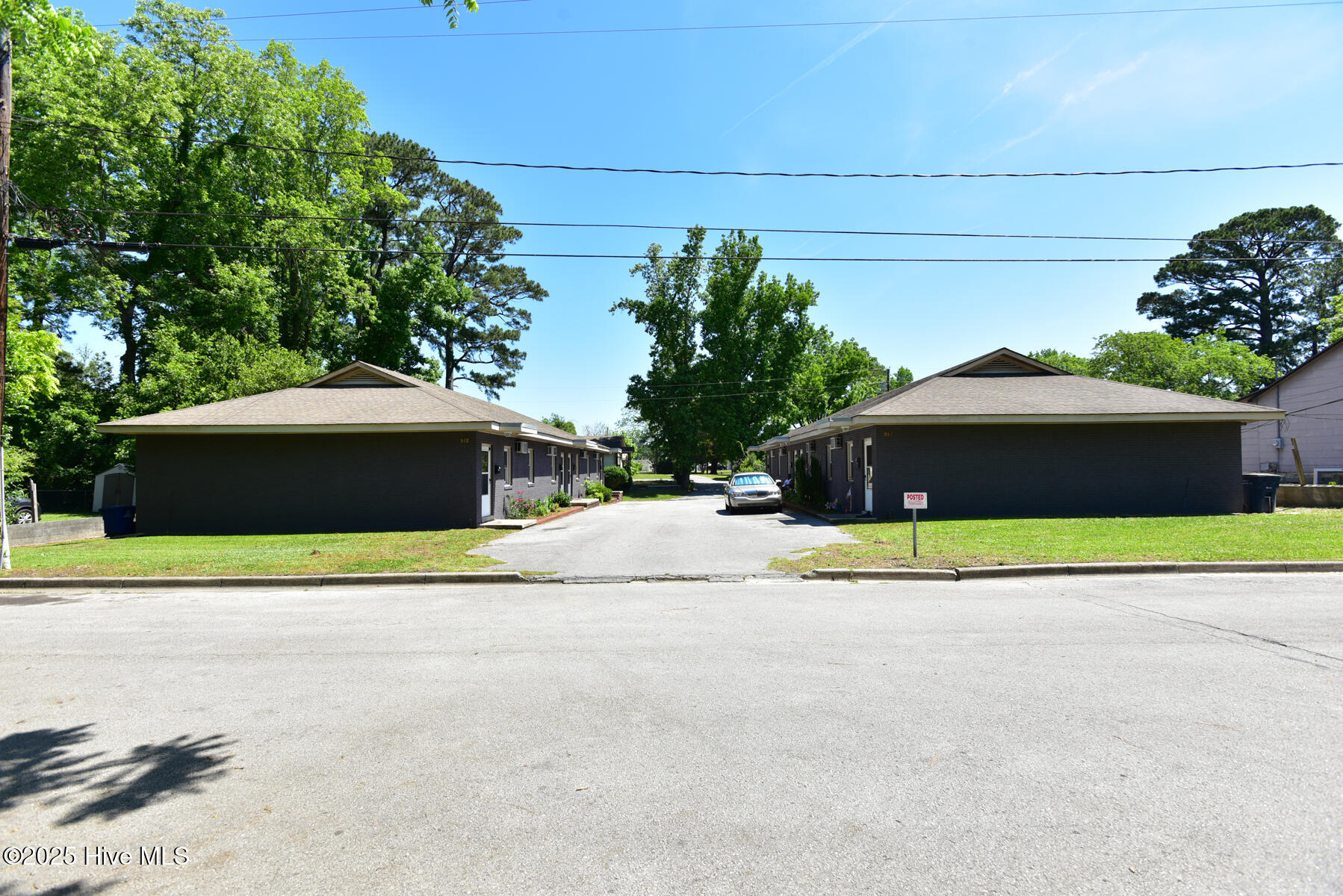 310 Roosevelt Road Property Photo 1