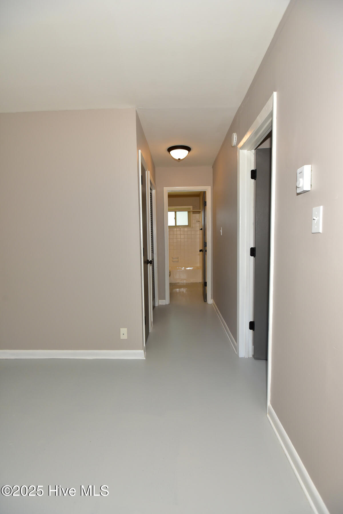 310 Roosevelt Road Property Photo 14