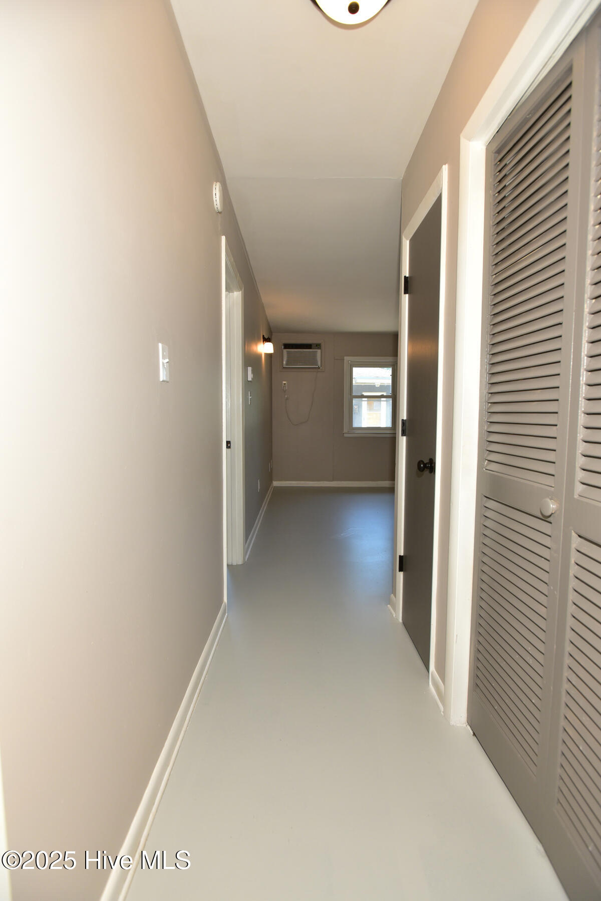 310 Roosevelt Road Property Photo 15