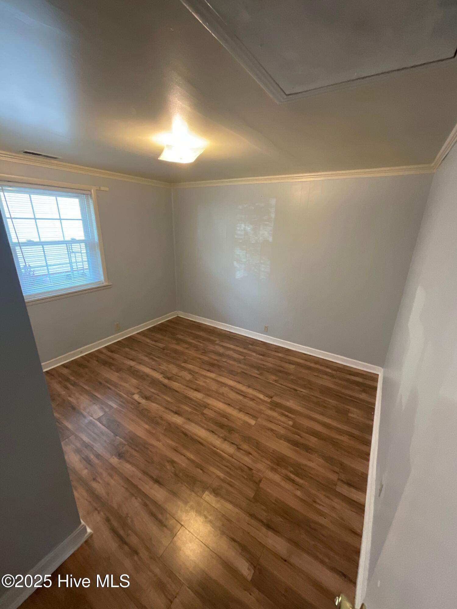311 Richlands Avenue Property Photo 6