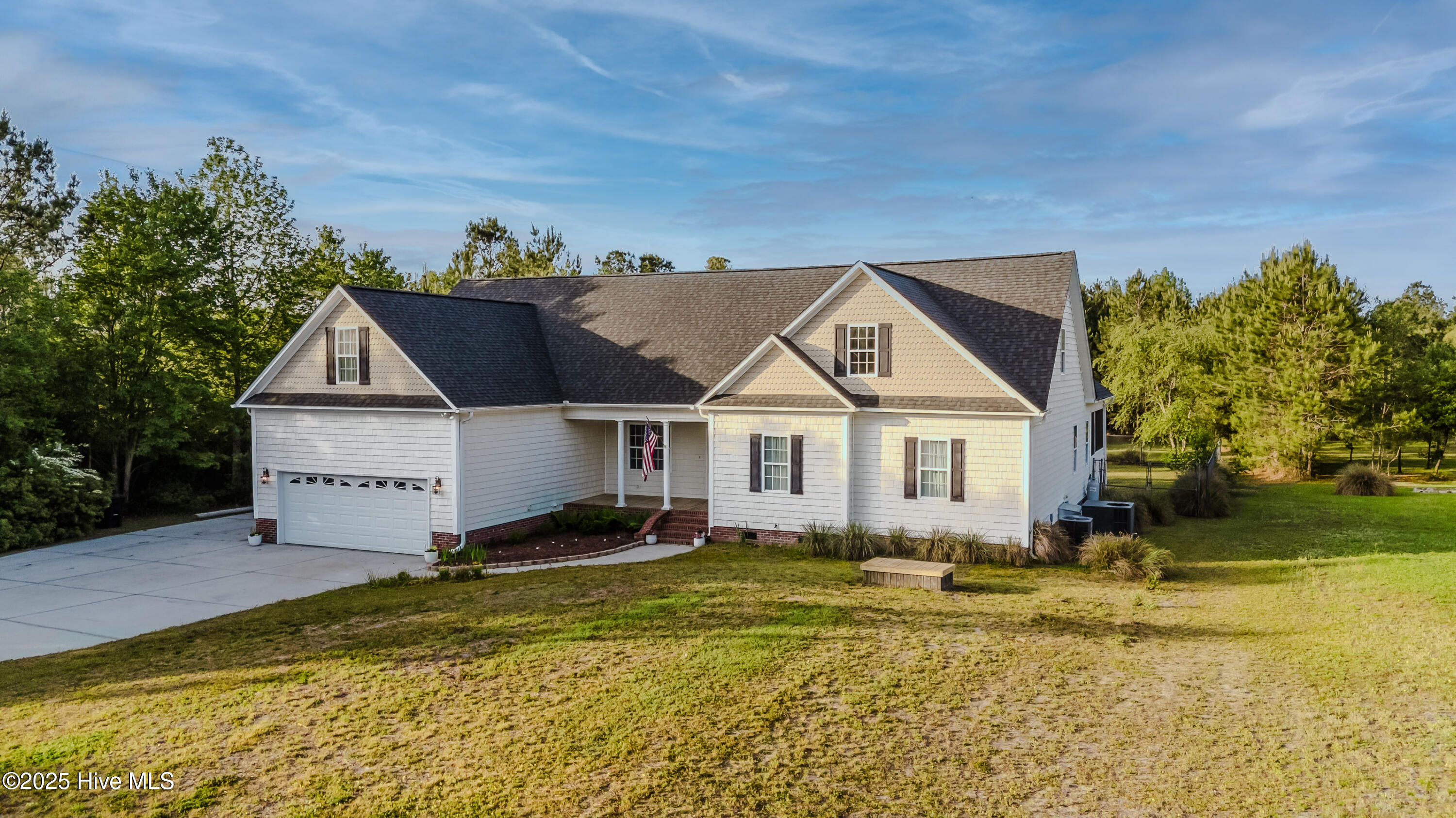 358 Folkstone Road Property Photo 2