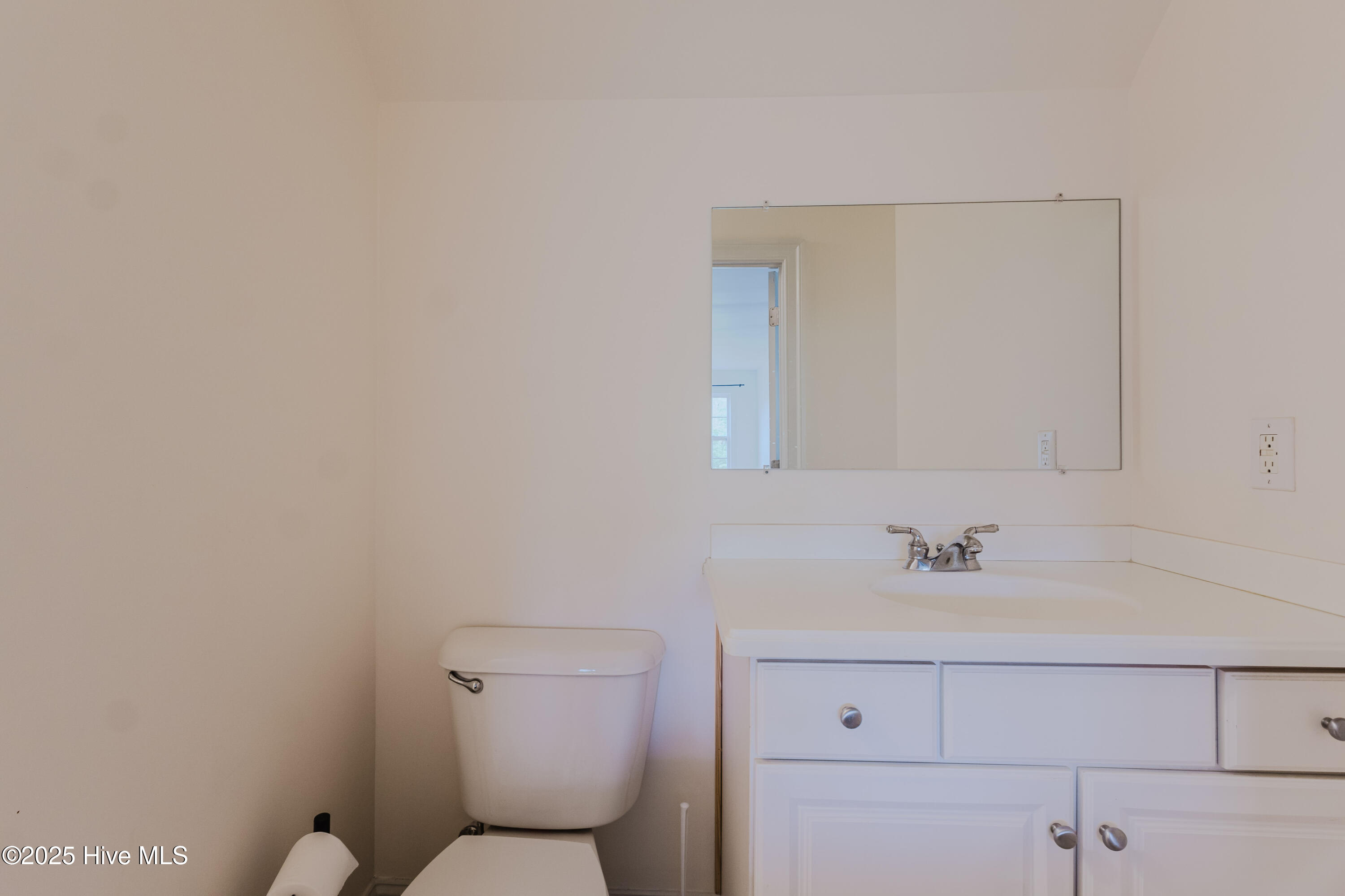 358 Folkstone Road Property Photo 28