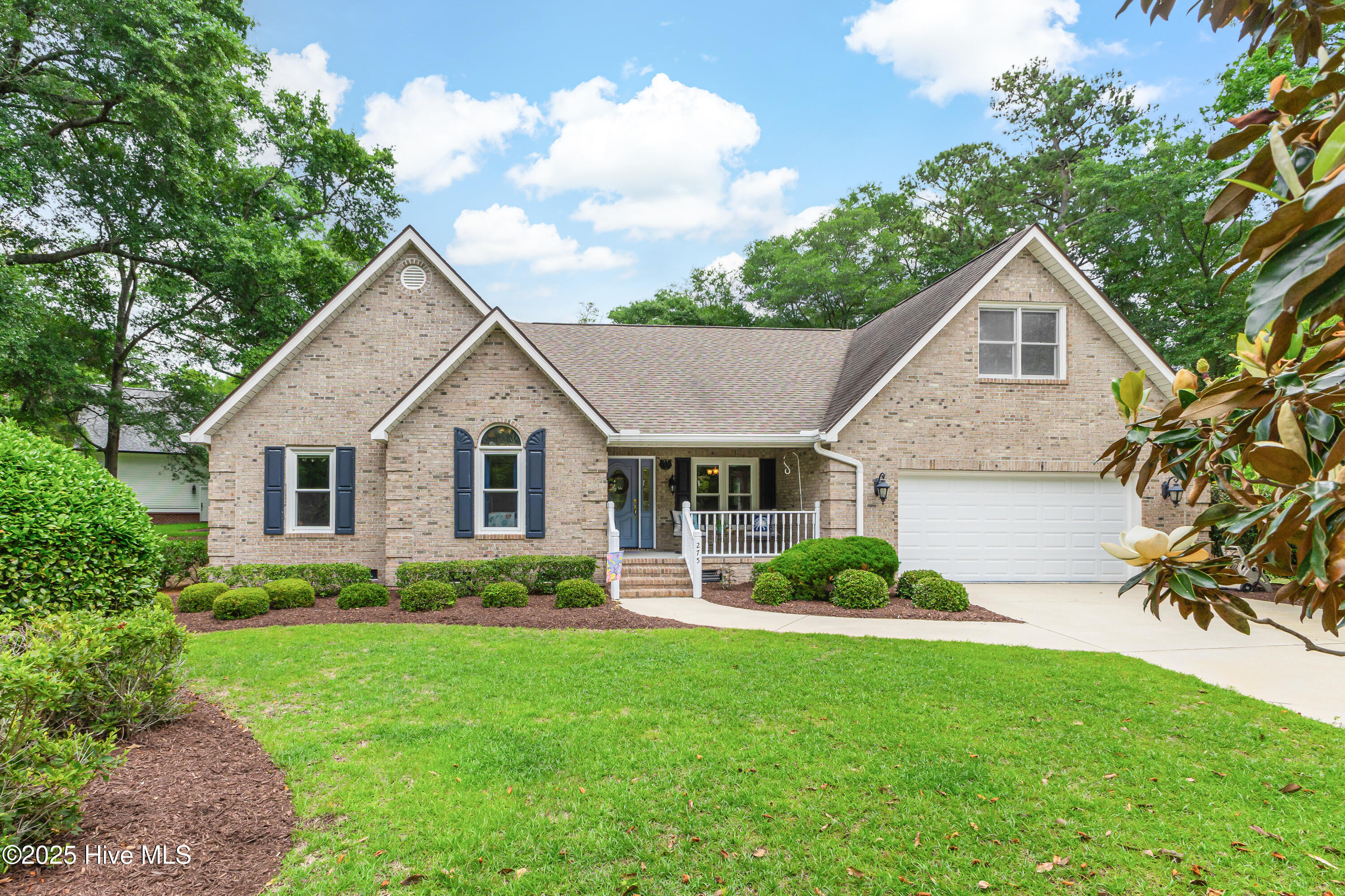 275 Golfview Court Property Photo
