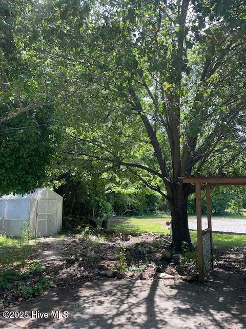2531 S Memorial Drive Property Photo 4