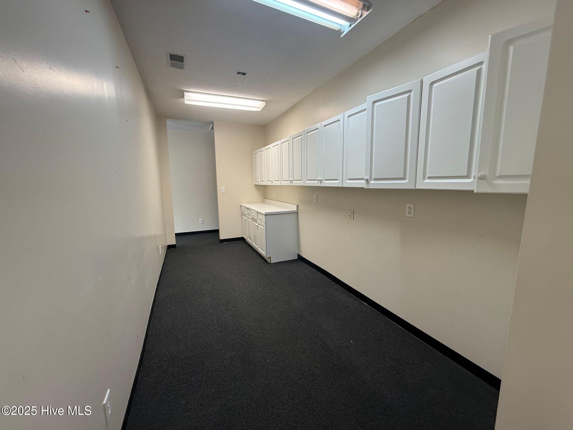 3391 Henderson Drive Property Photo 4
