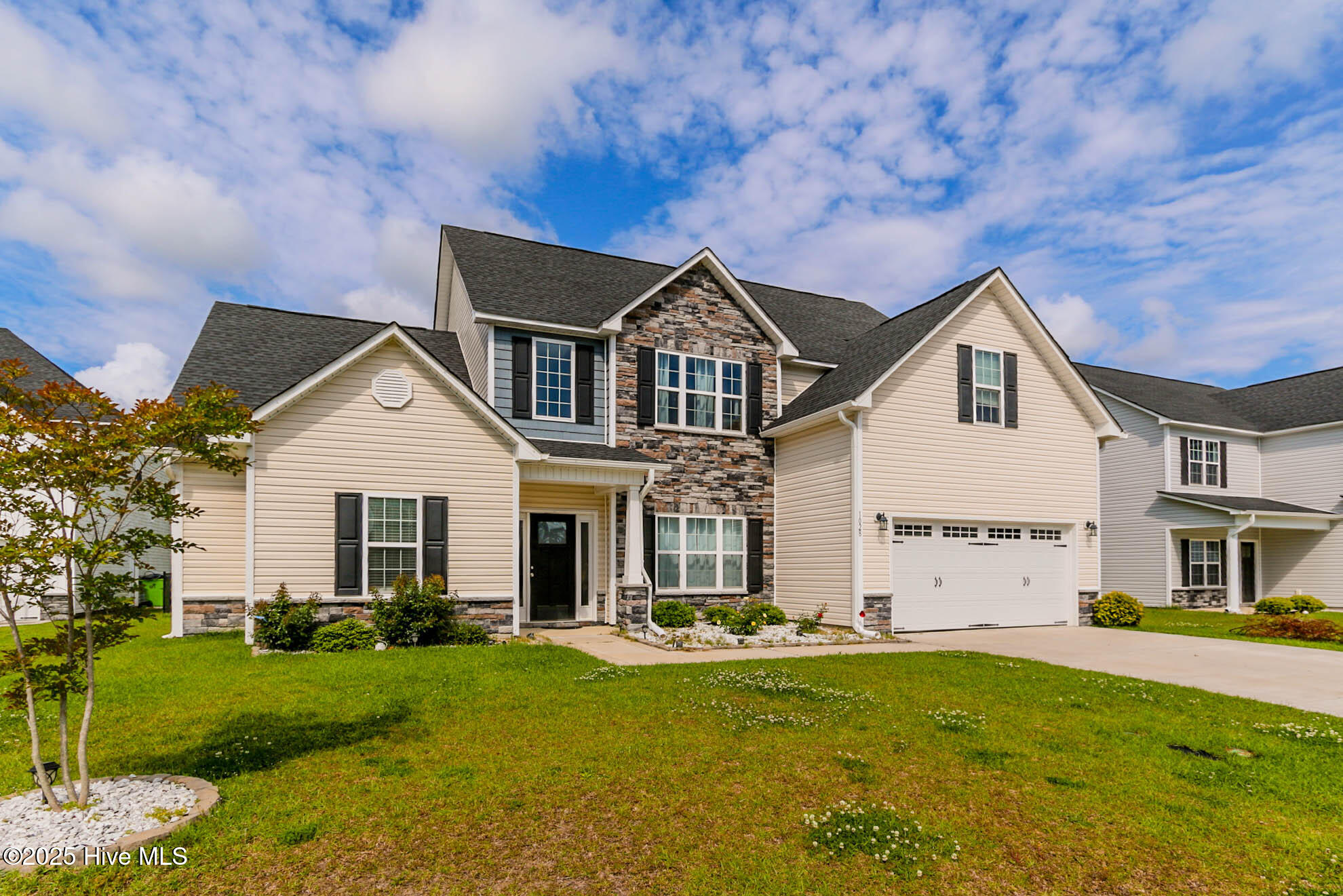 1028 Loretta Lane Property Photo