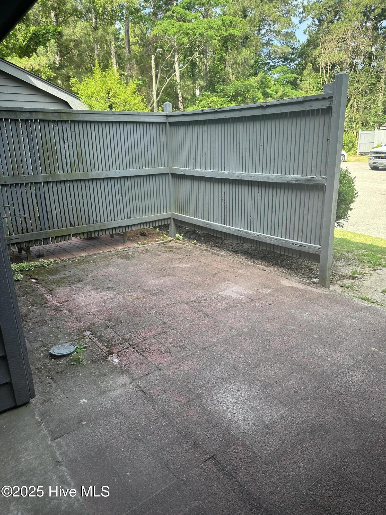 402 Sherbrooke Circle Property Photo 3