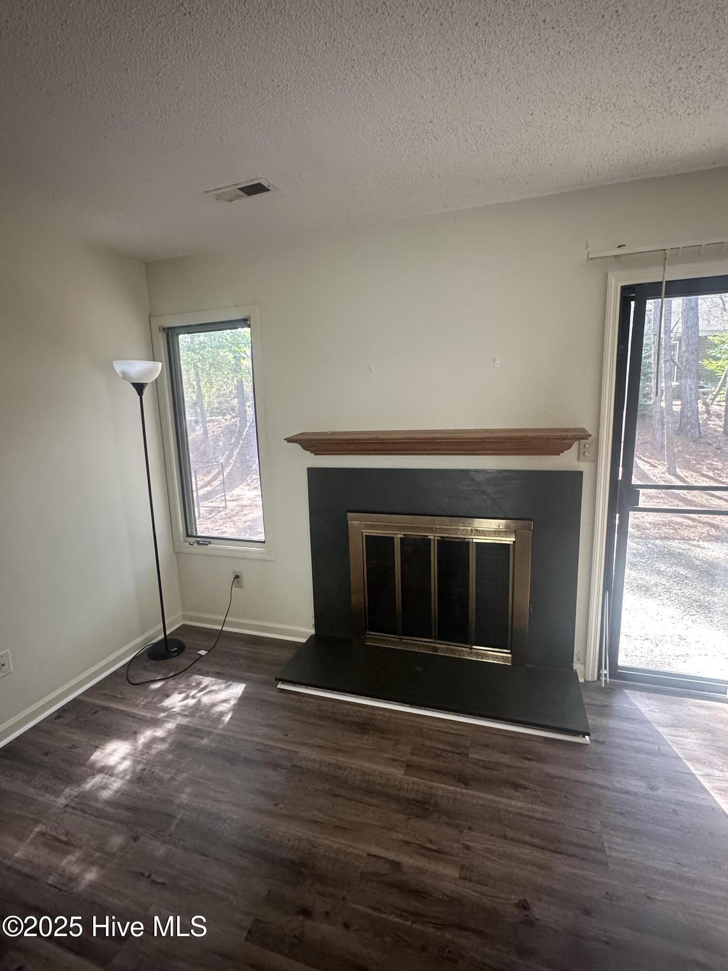 402 Sherbrooke Circle Property Photo 9