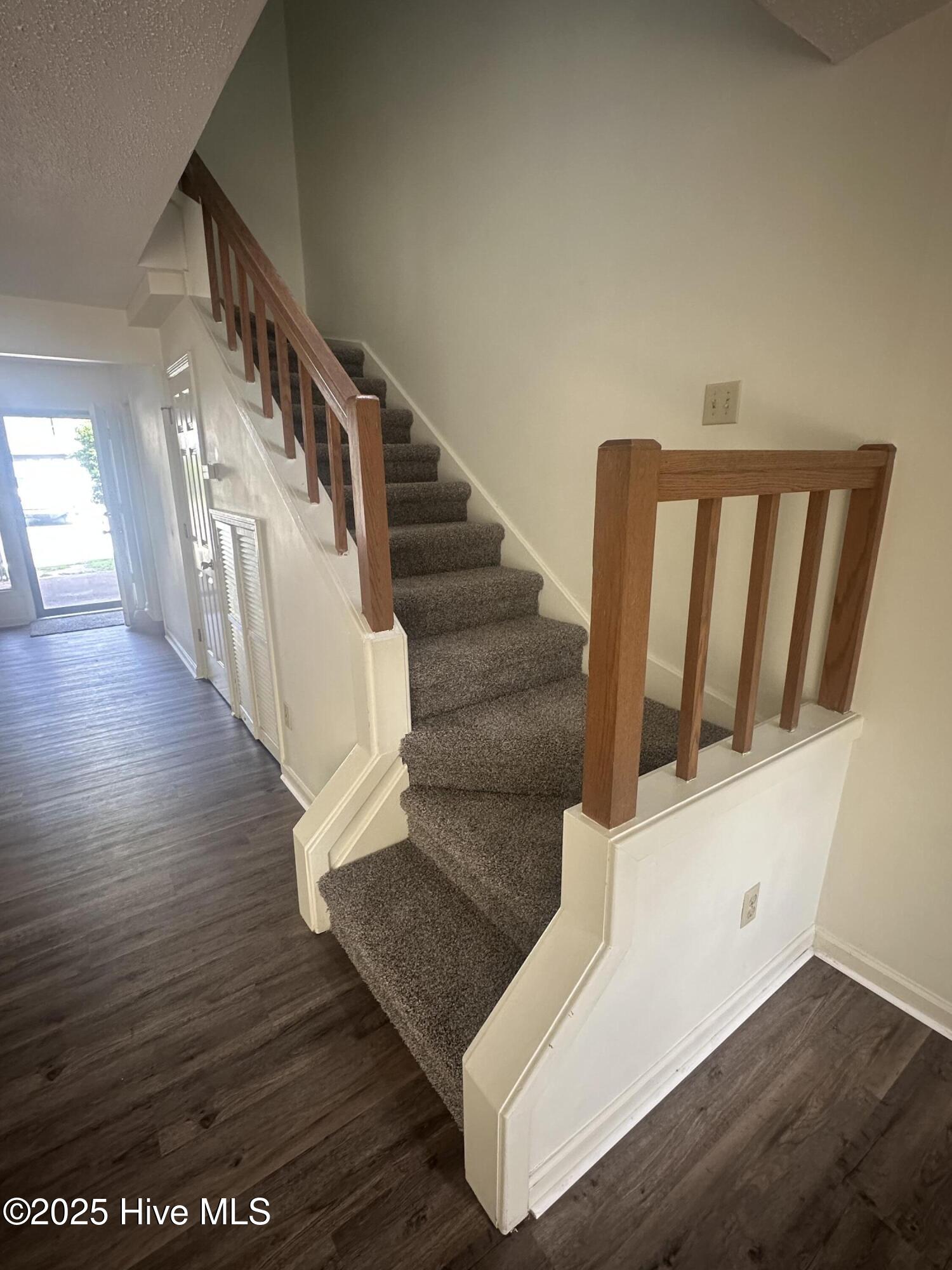 402 Sherbrooke Circle Property Photo 10