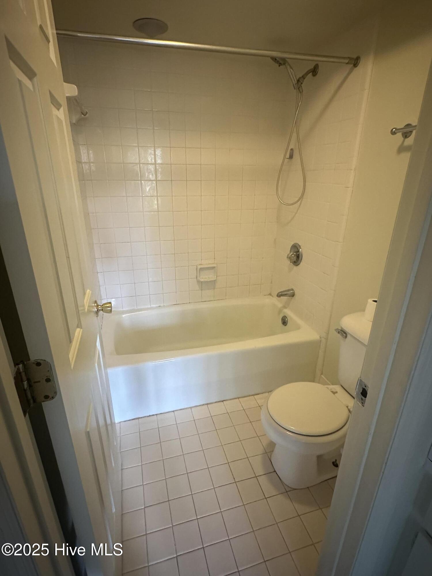 402 Sherbrooke Circle Property Photo 11