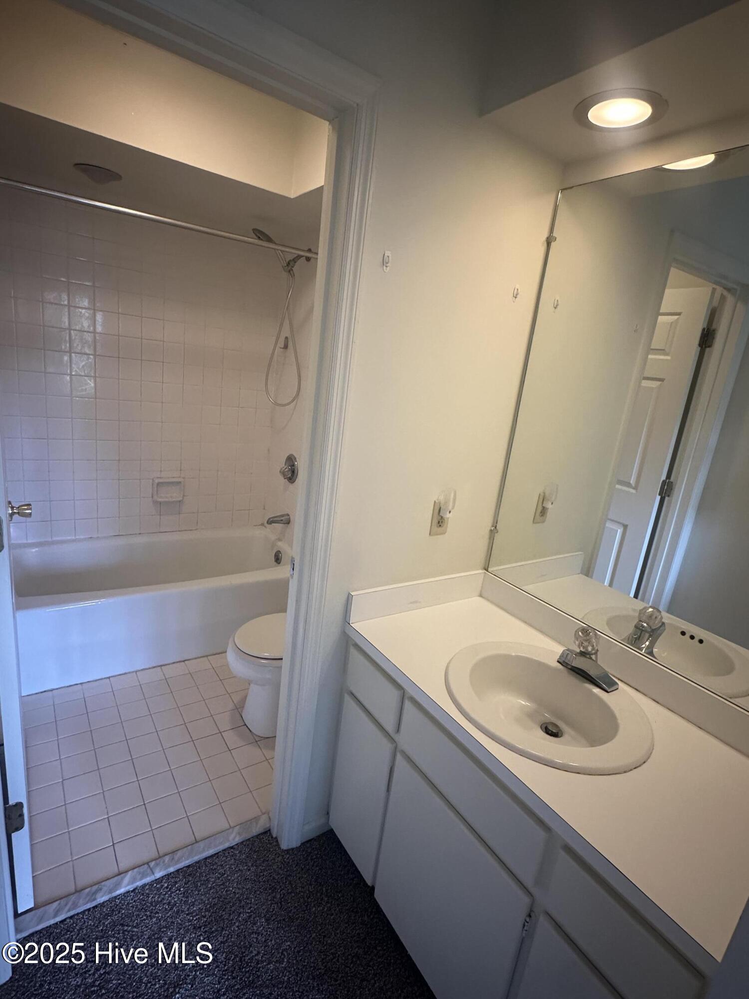 402 Sherbrooke Circle Property Photo 12