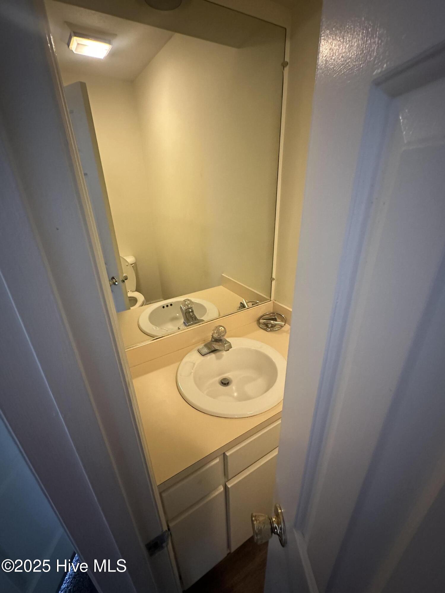 402 Sherbrooke Circle Property Photo 22