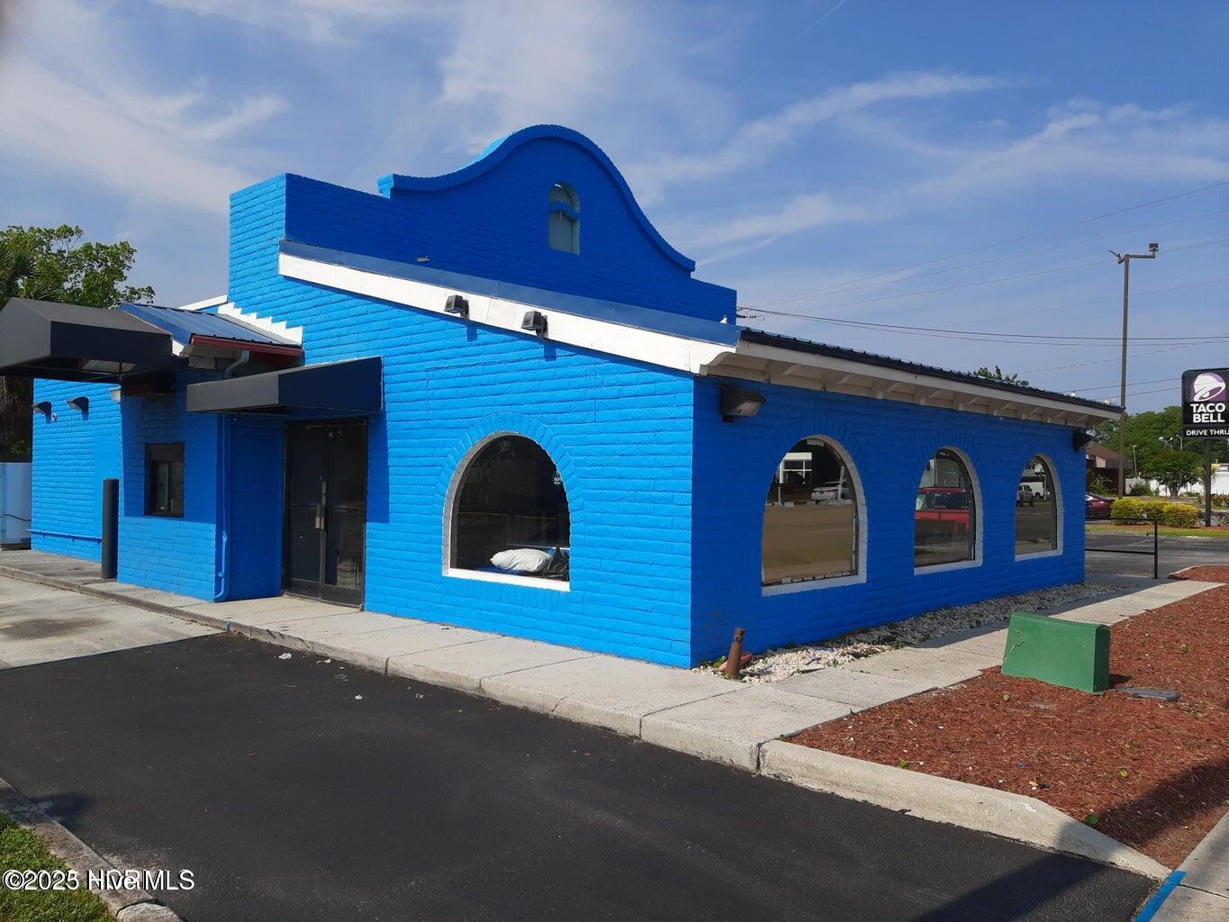 4023 Market Street Property Photo 1
