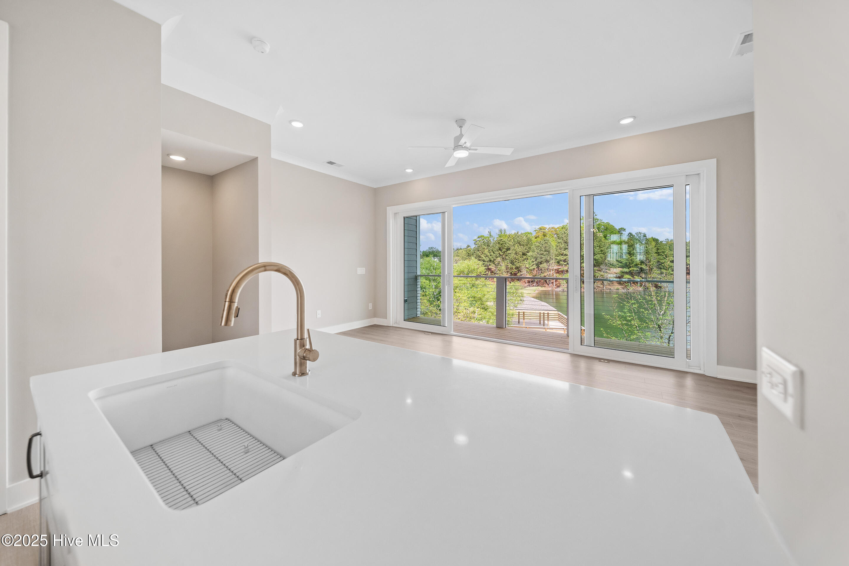 2660 Alvernia Drive Property Photo 8