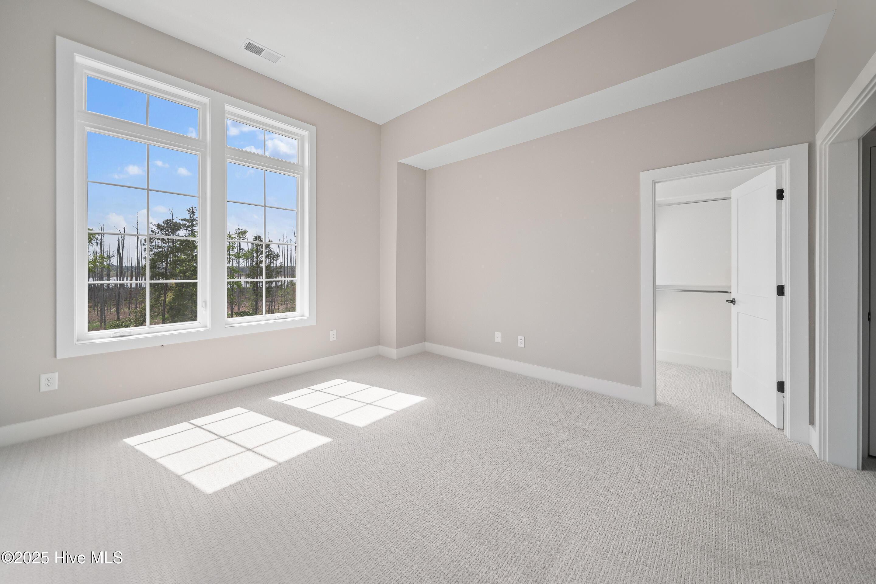 2660 Alvernia Drive Property Photo 18