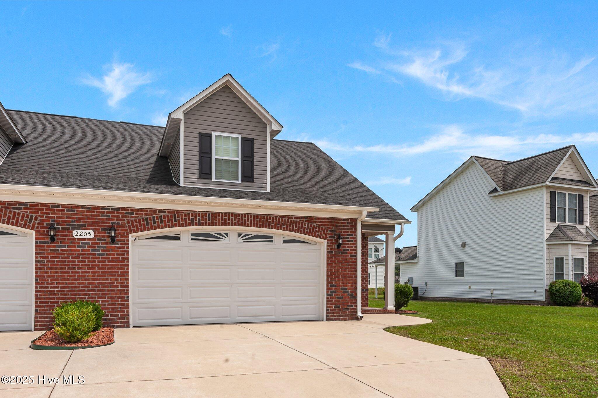 2205 Remington Court B Property Photo