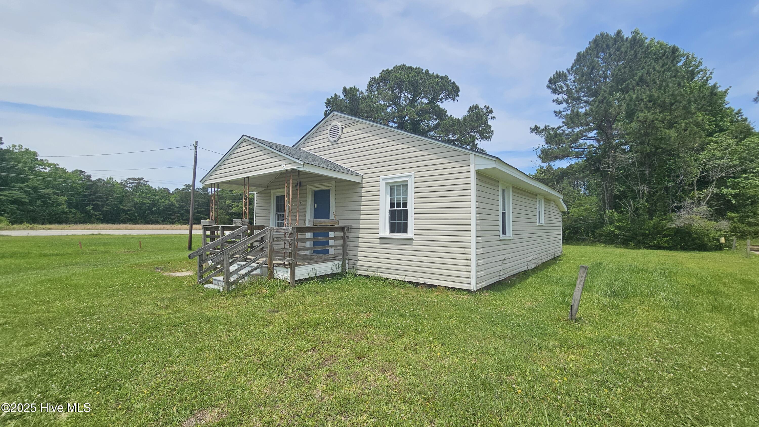 1404 Lake Cole Road Property Photo