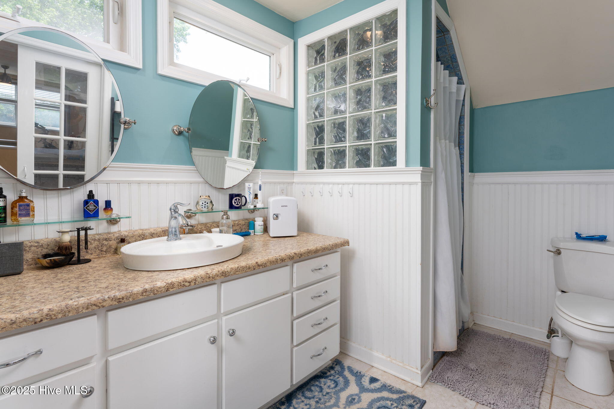 716 Bay Harbor Drive Property Photo 15