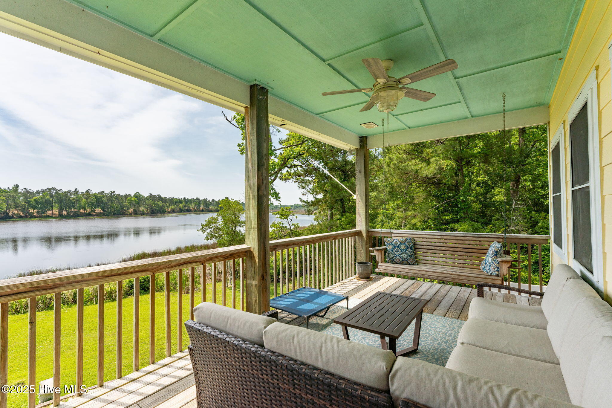 716 Bay Harbor Drive Property Photo 19