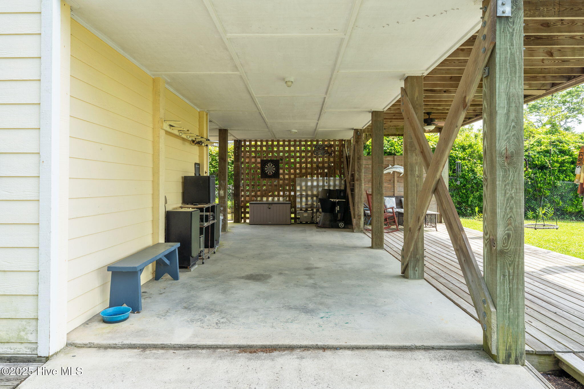 716 Bay Harbor Drive Property Photo 26
