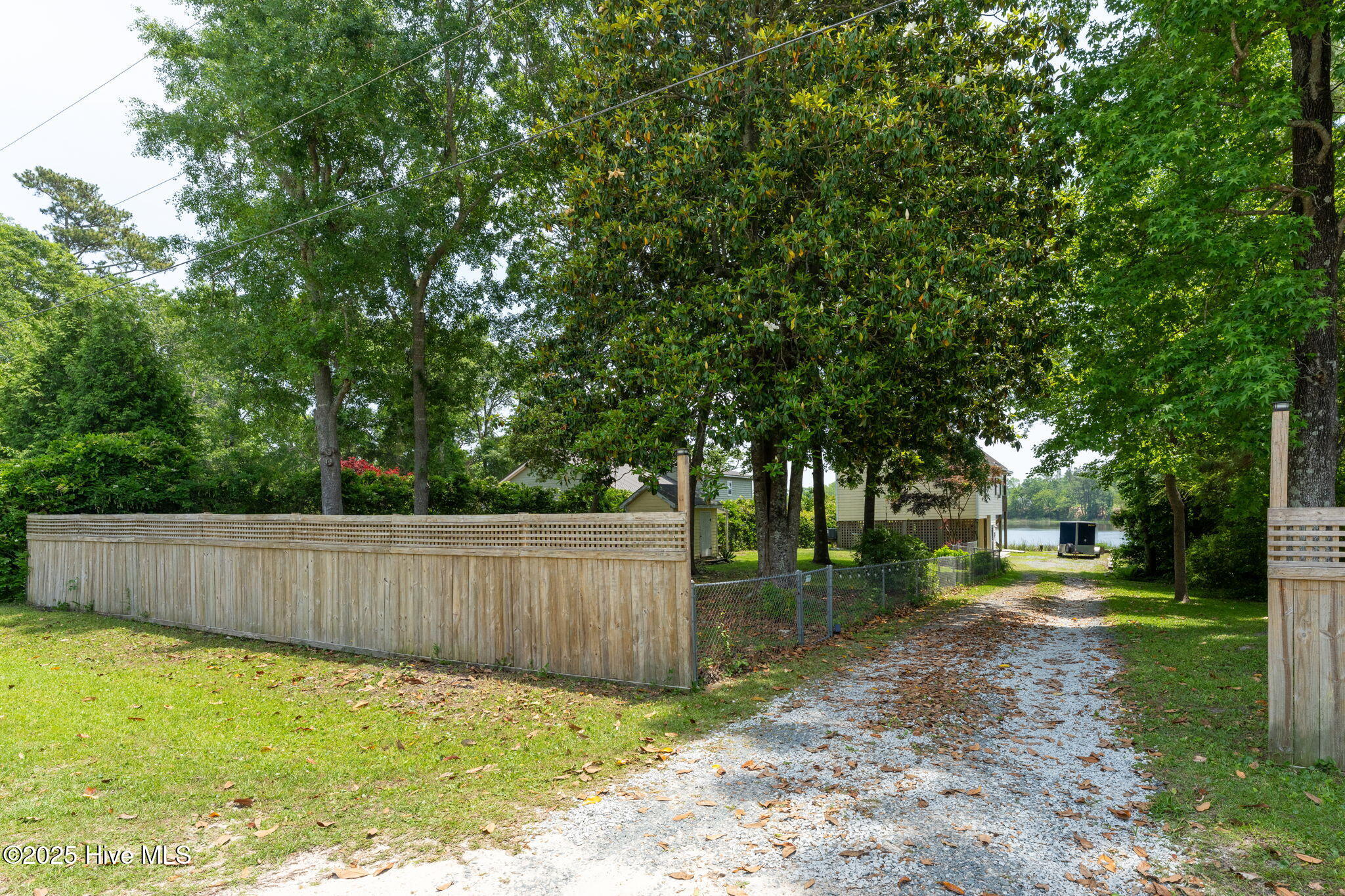 716 Bay Harbor Drive Property Photo 32