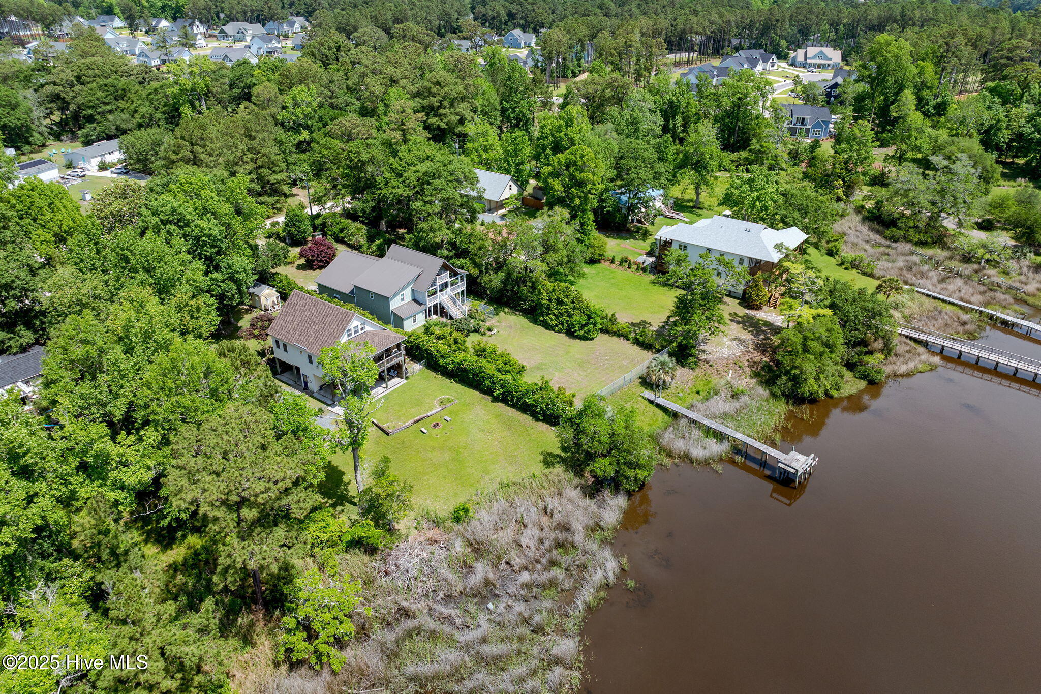 716 Bay Harbor Drive Property Photo 35
