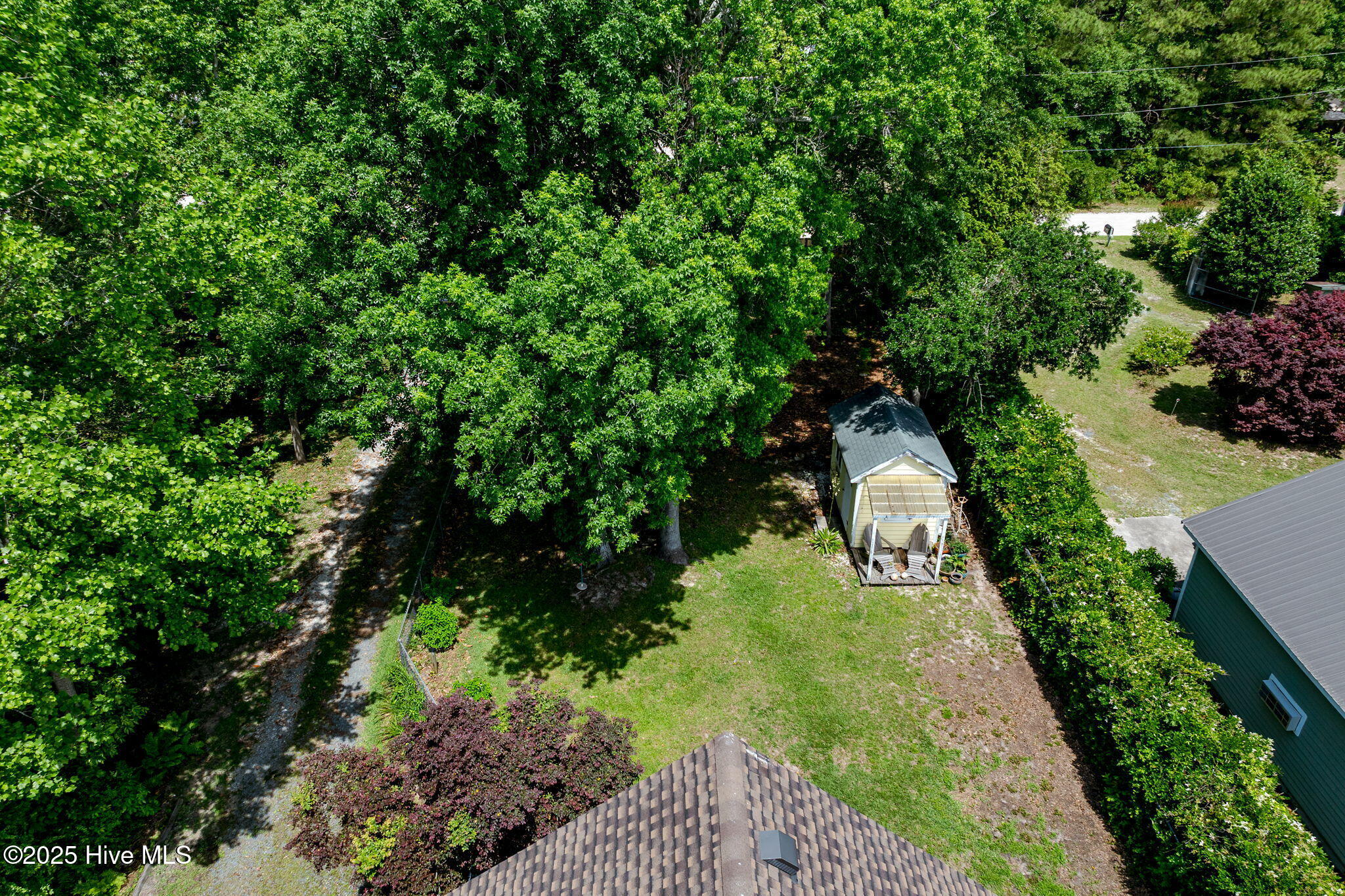 716 Bay Harbor Drive Property Photo 36